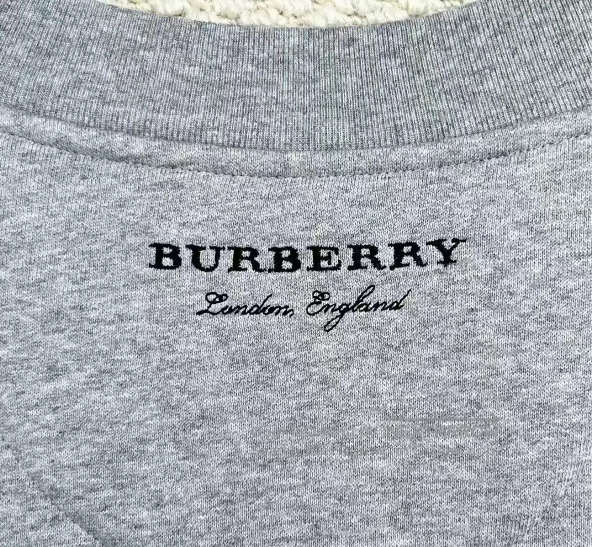 Burberry burberry gray stripe logo sweatshirt for women. Size US S / EU 44-46 / 1 - 5 Thumbnail