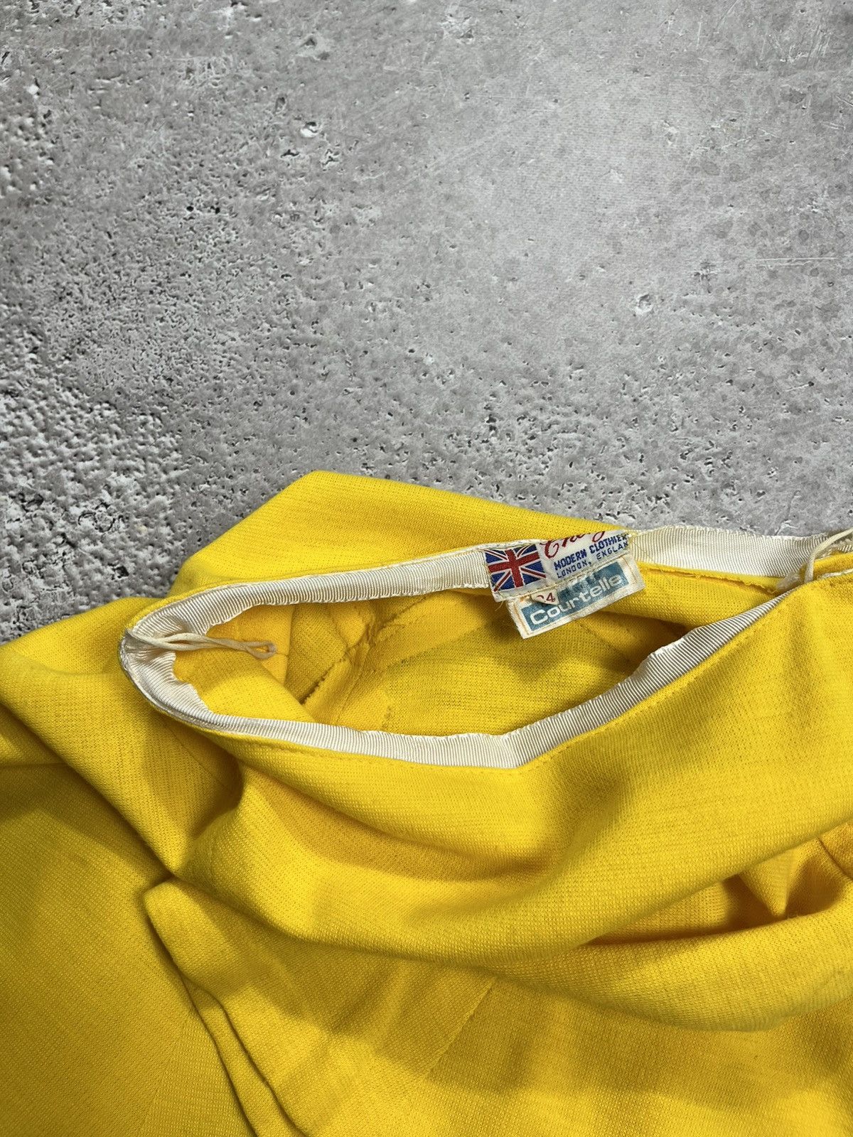 Vintage Vintage 60s Yellow Mini Skirt Ginger London Courtelle UK 24 Size 25" / US 0 / IT 36 - 12 Thumbnail