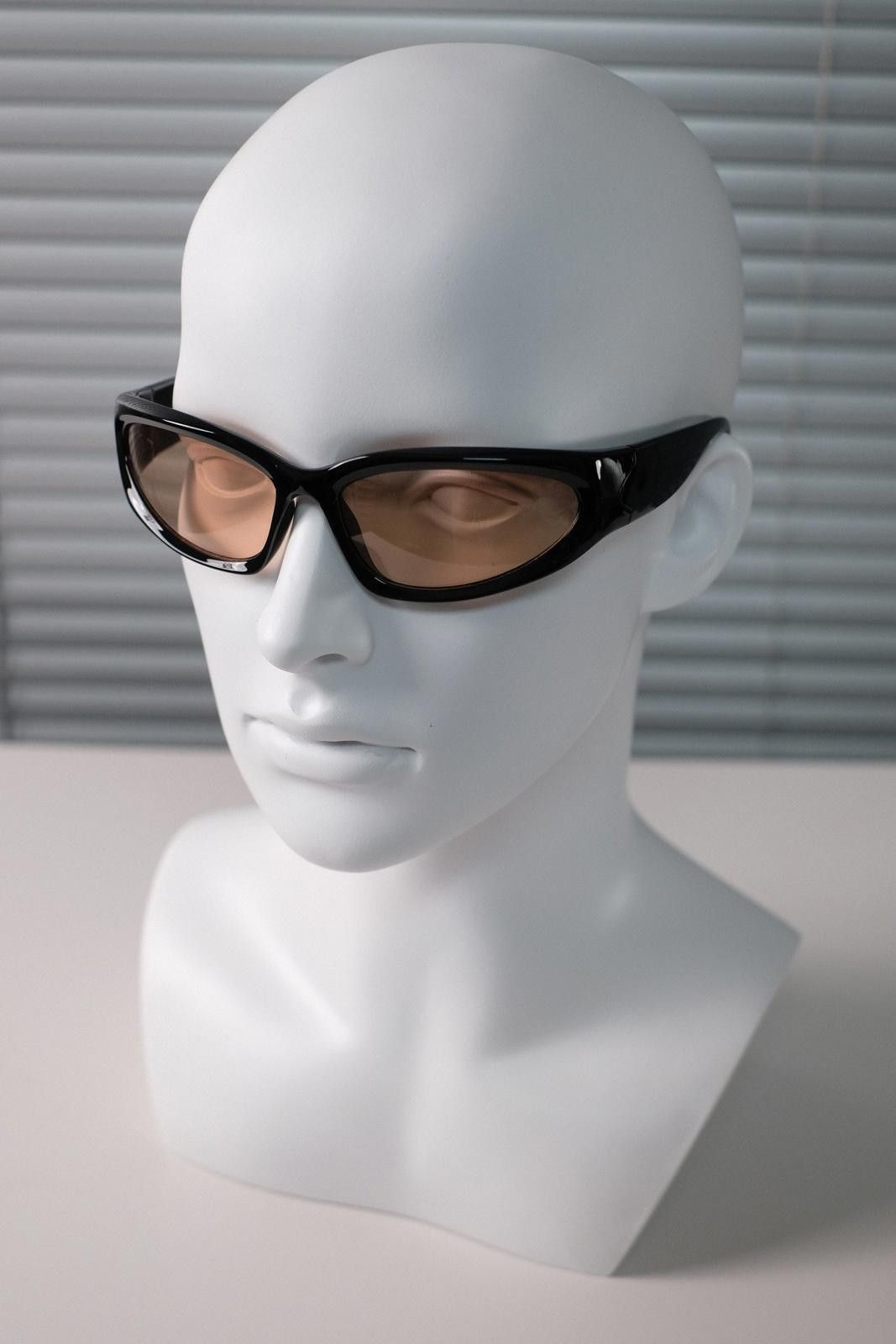 Japanese Brand Vtg Vintage Y2k Futuristic Black Sunglasses Unisex OS Size ONE SIZE - 1 Thumbnail