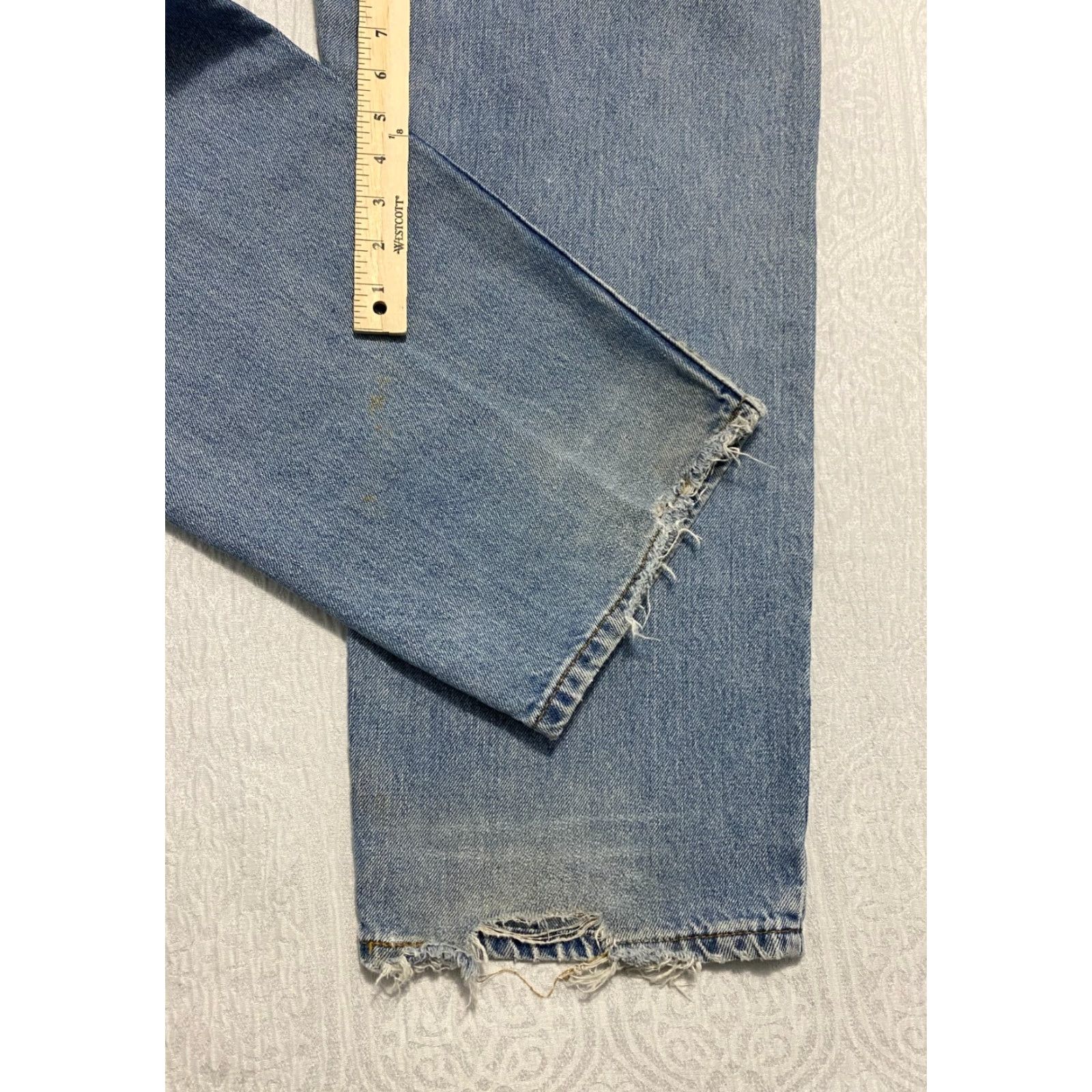 Levi's VINTAGE Levi's Jeans 550 Relaxed Fit Mens 38x30 Blue Straight Whiskers Wide Leg 5-Pocket Denim Cotton 100% USA Retro Size US 38 / EU 54 - 3 Thumbnail
