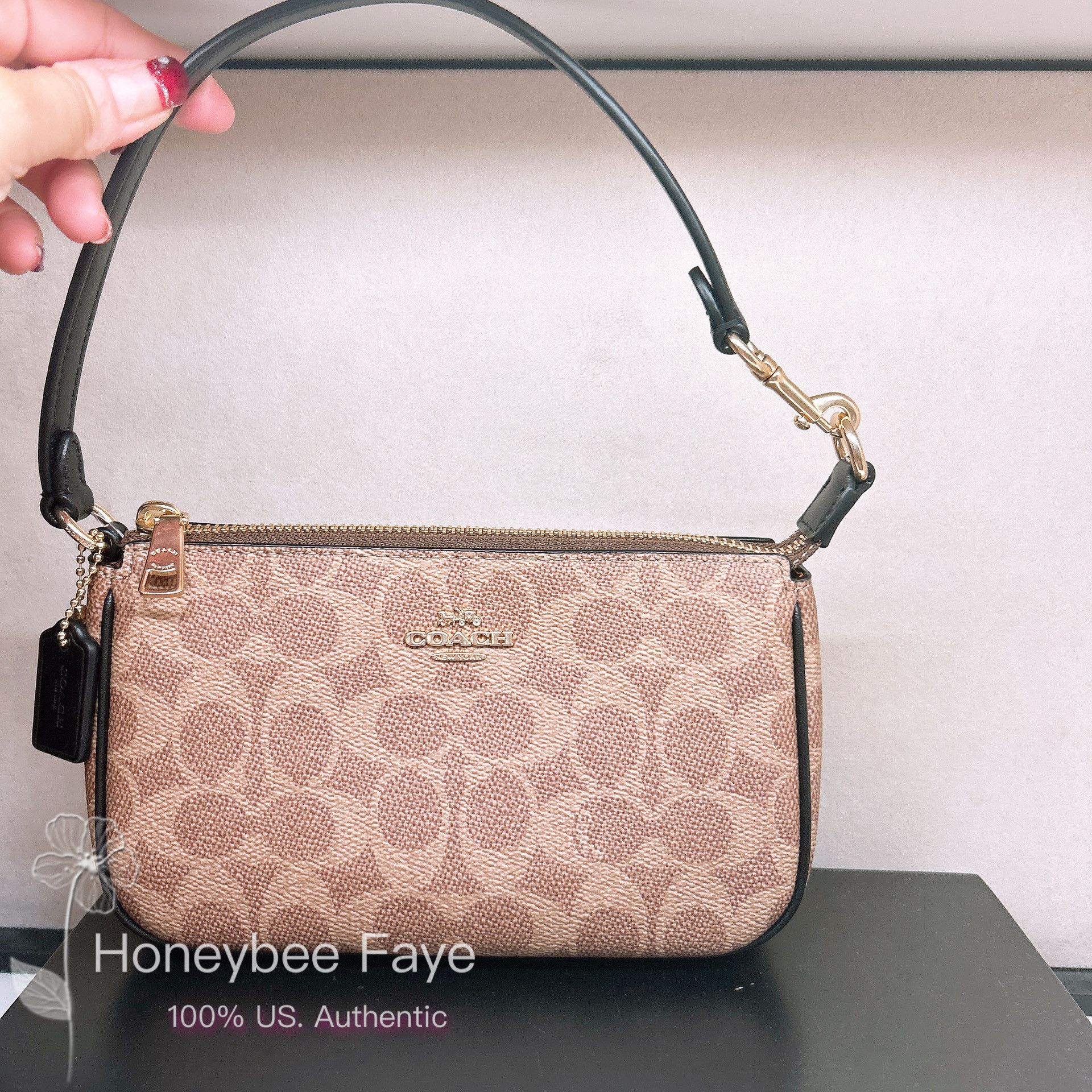 Coach Nolita 19 In Signature Canvas CW426 Size ONE SIZE - 10 Thumbnail