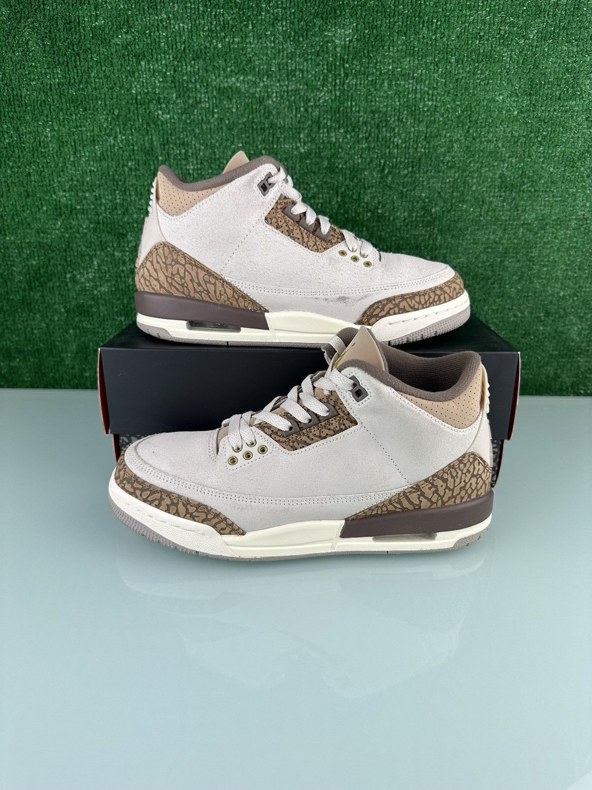 Jordan Brand Jordan 3 Retro Low Palomino (GS) Size 7Y Size US 7 / EU 40 - 2 Thumbnail