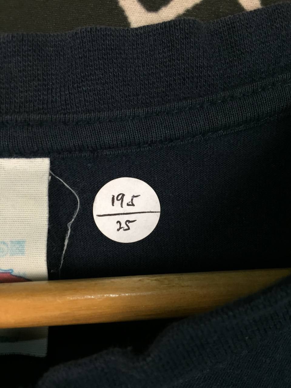 Vintage Vtg Sicilia Italia Embroidered Trinacria Logo Souvenir Tee Size US S / EU 44-46 / 1 - 16 Thumbnail