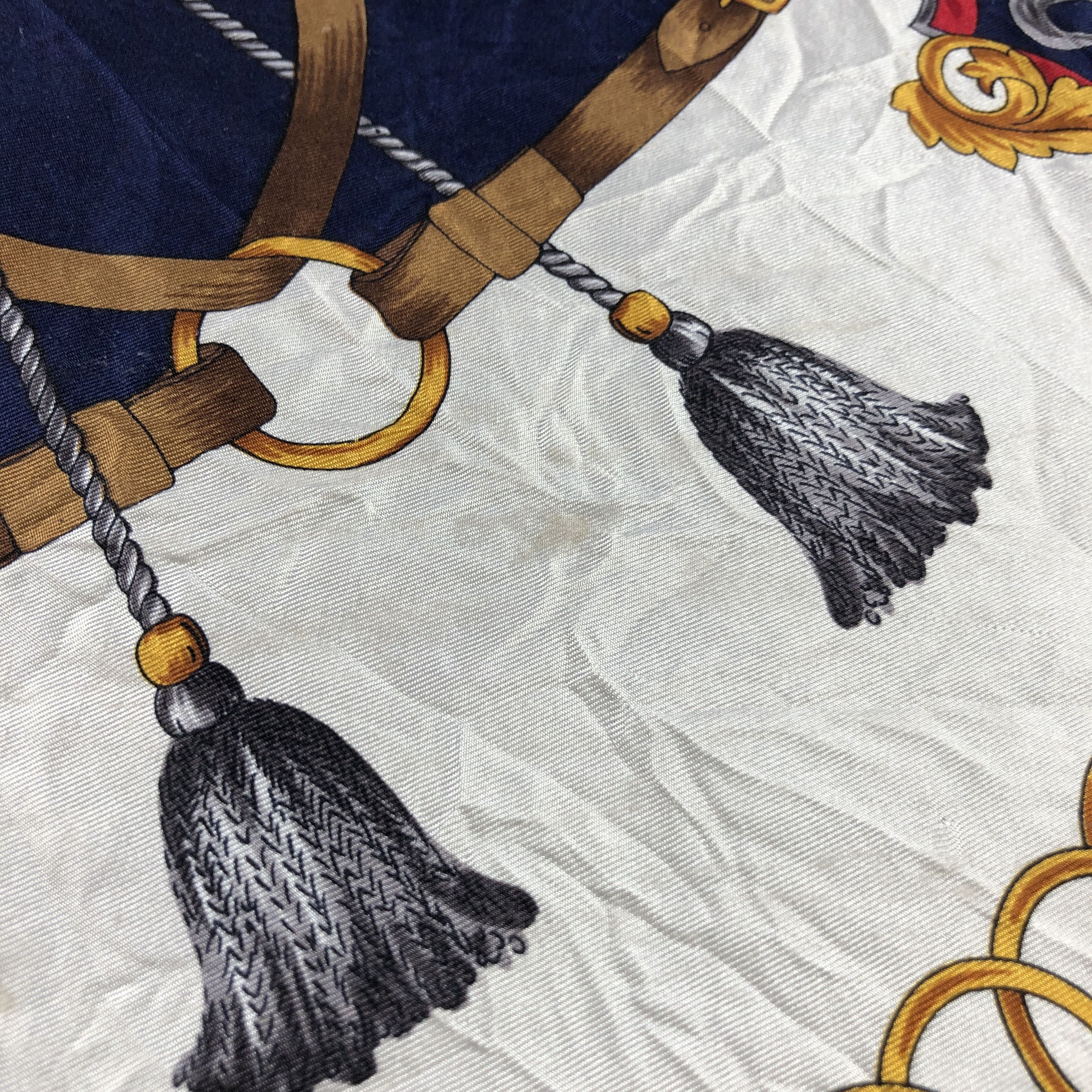 Japanese Brand Vintage Jasmine Moreira Tassel Silk Scarf M1268 Size ONE SIZE - 8 Thumbnail