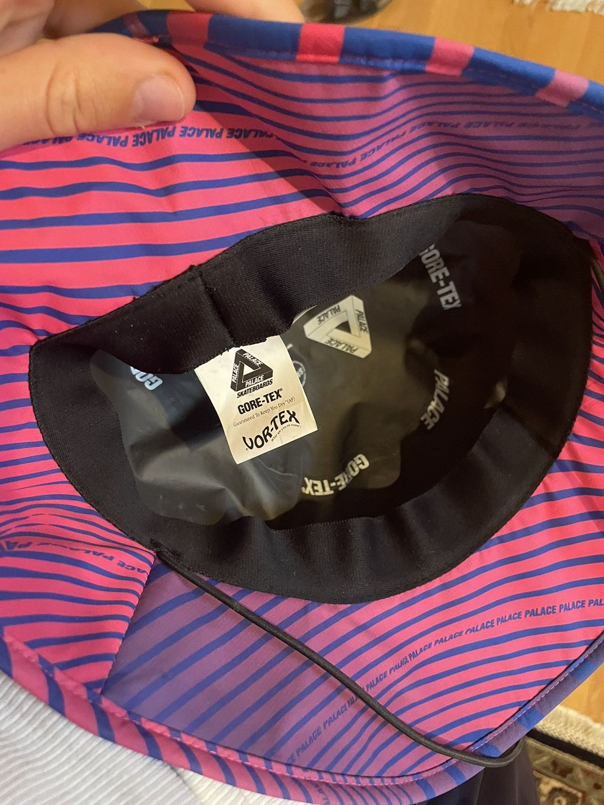 Palace Palace Gore-Tex vortex bucket hat (S/M) Size ONE SIZE - 4 Thumbnail