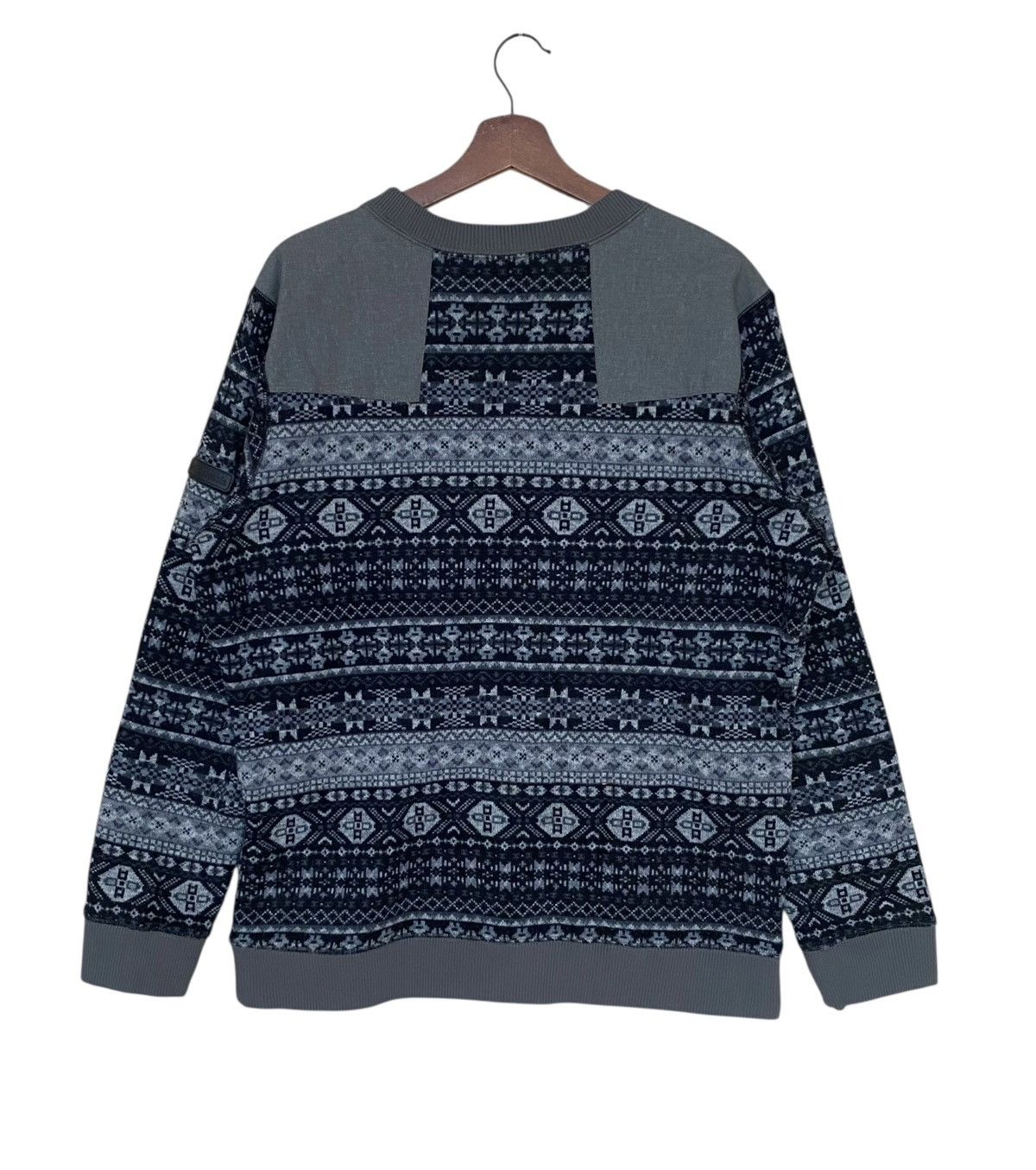 Columbia Vintage Columbia Navajo Sweatshirt 2000s Size US XL / EU 56 / 4 - 2 Thumbnail