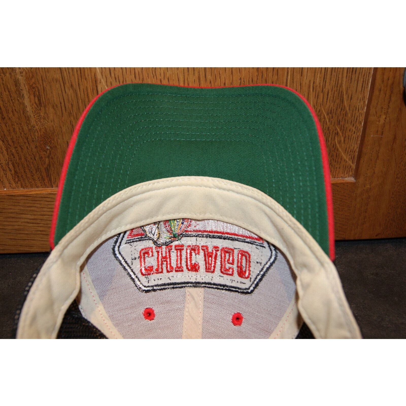 Ccm Chicago Blackhawks Mesh Trucker Hat Cap Snapback NHL Hockey Size ONE SIZE - 6 Thumbnail