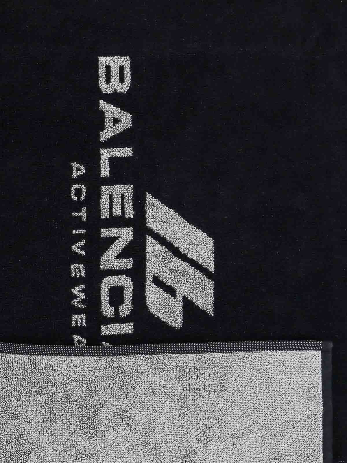 Balenciaga o1tr1nto0526 Size: OS / Activewear Gym Towel in Black Size ONE SIZE - 3 Thumbnail