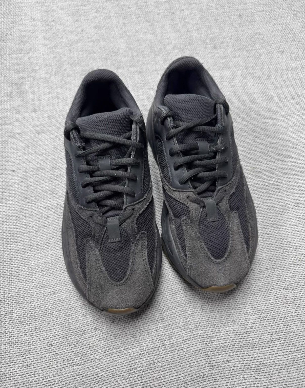 Adidas Adidas Yeezy 700 Utility Black K37 Size US 7 / EU 40 - 3 Thumbnail