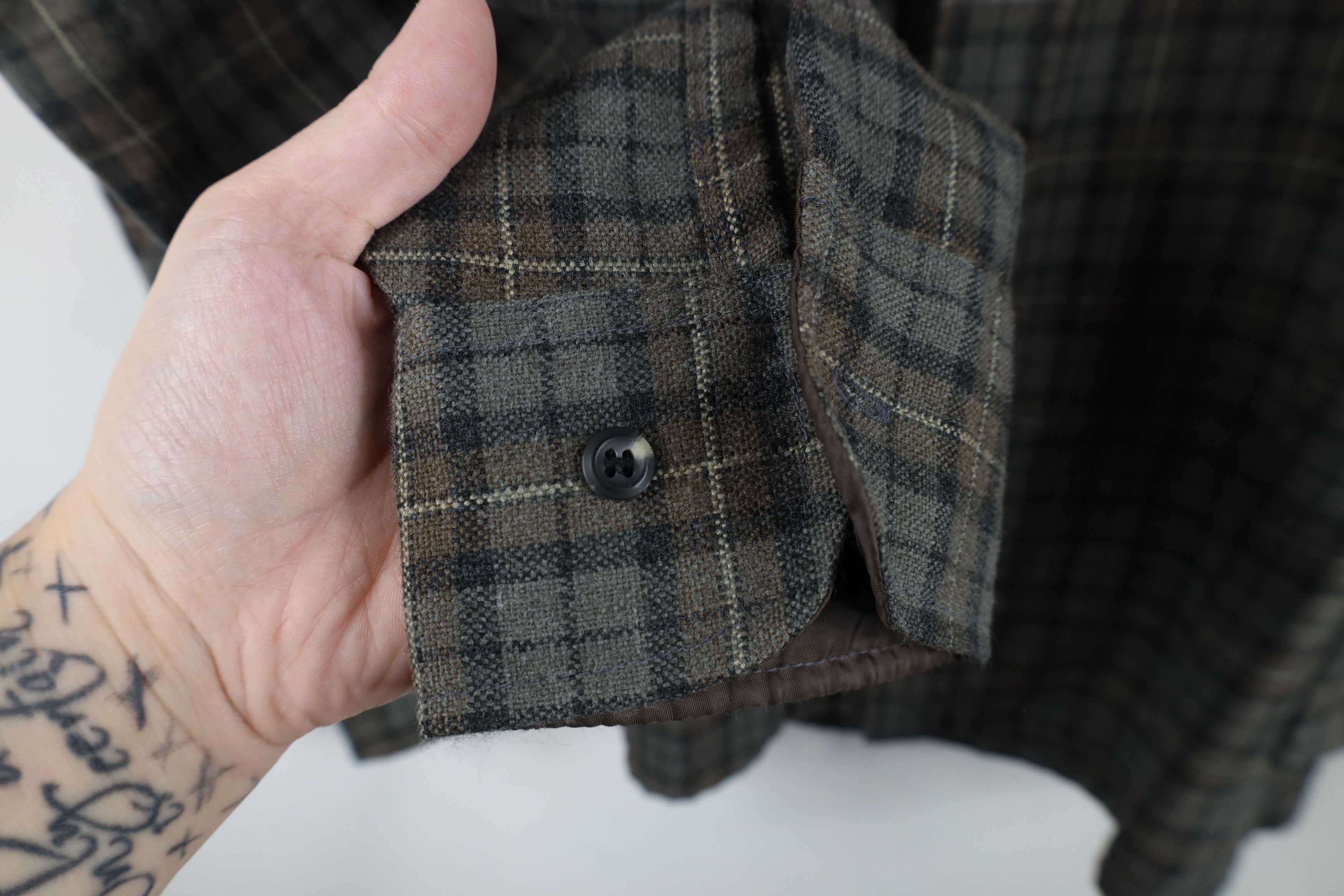 Vintage Vintage 90s Streetwear Knit Collared Button Down Shirt Plaid Size US XL / EU 56 / 4 - 4 Thumbnail