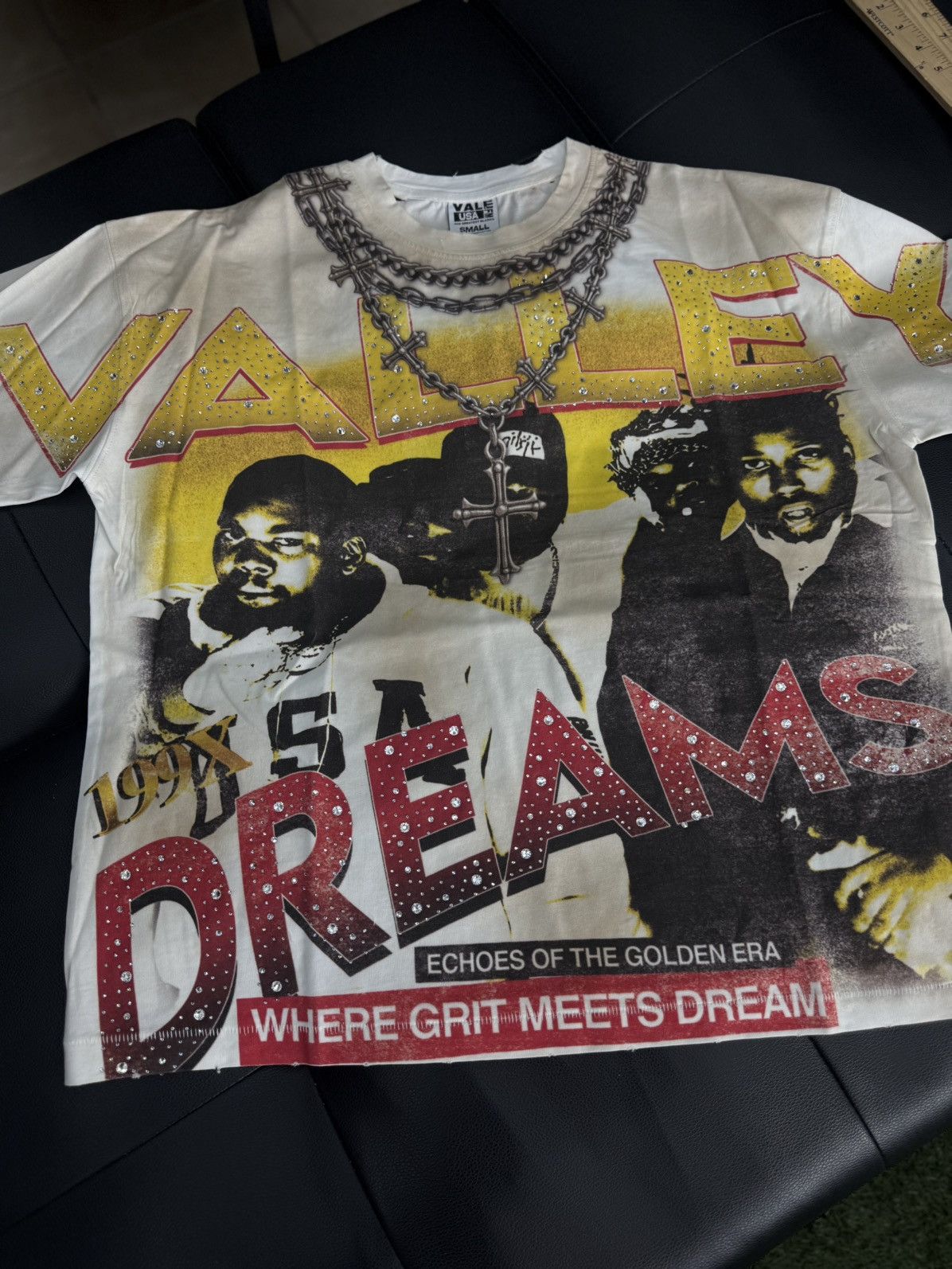 Vale Valley Dreams Black Chambers Bling Tee Size Small NEW Size US S / EU 44-46 / 1 - 3 Thumbnail