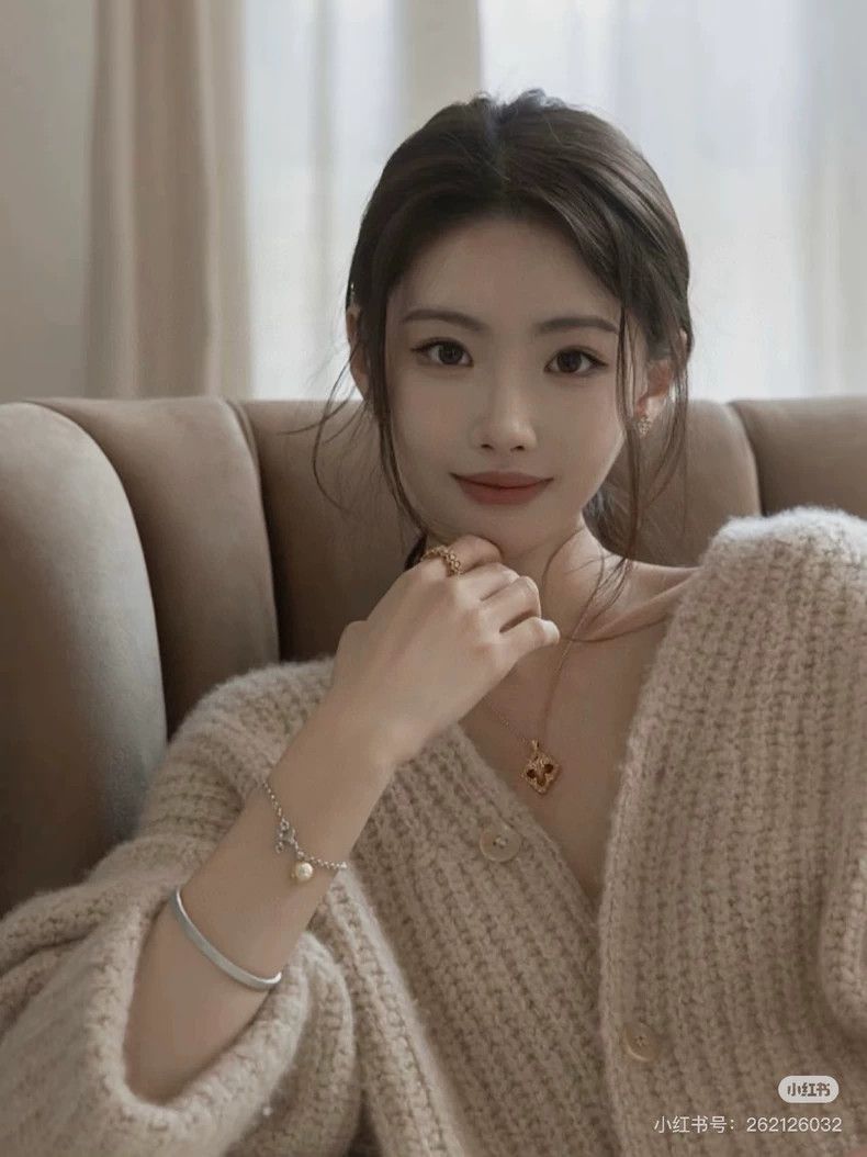 Loro Piana LORO PIANA Classic cocooning milk tea color cardigan Size XS / US 0-2 / IT 36-38 - 7 Thumbnail