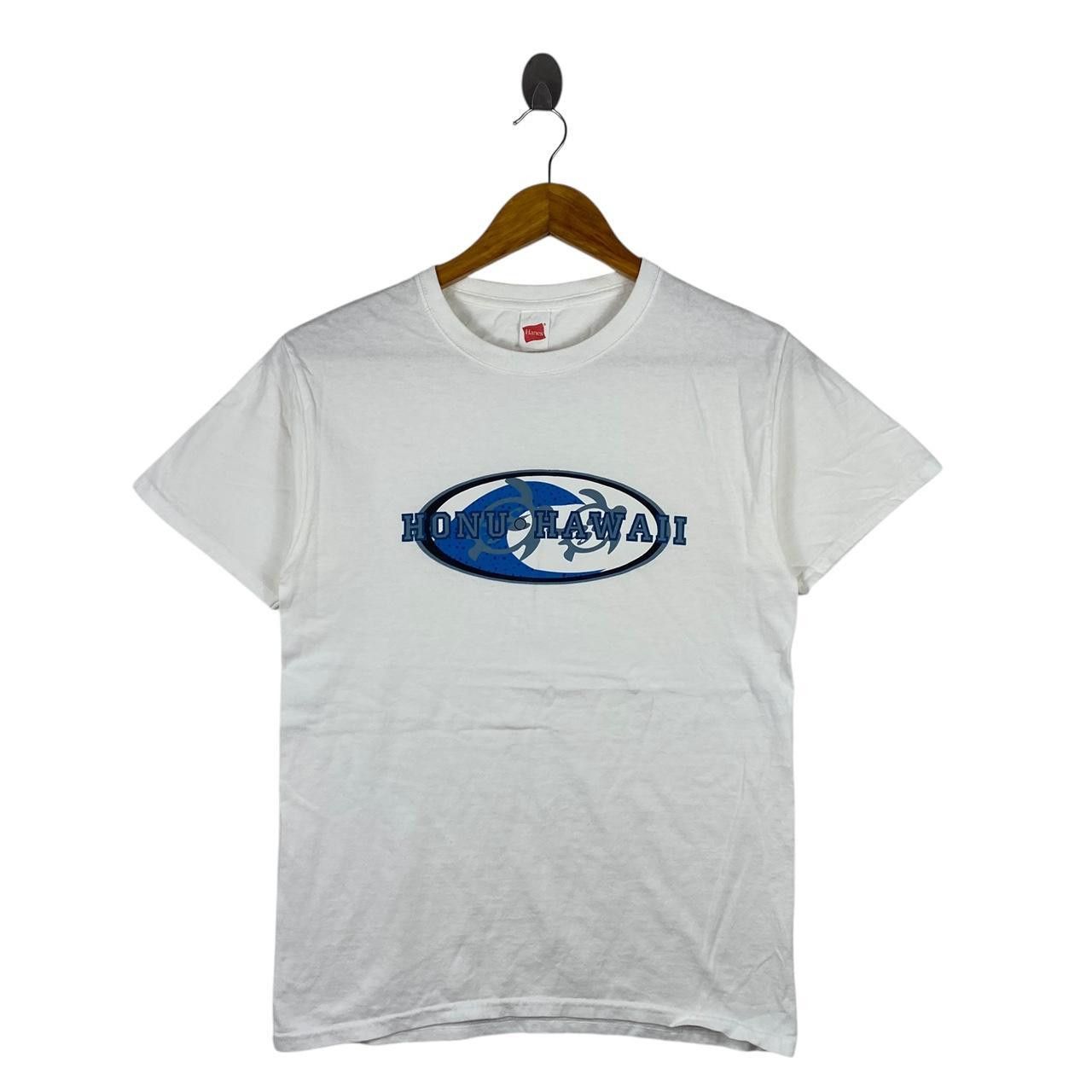 Vintage Vintage 90’ HONU HAWAII SURF Wave Beach Honolulu Tee Shirt Size US S / EU 44-46 / 1 - 1 Thumbnail