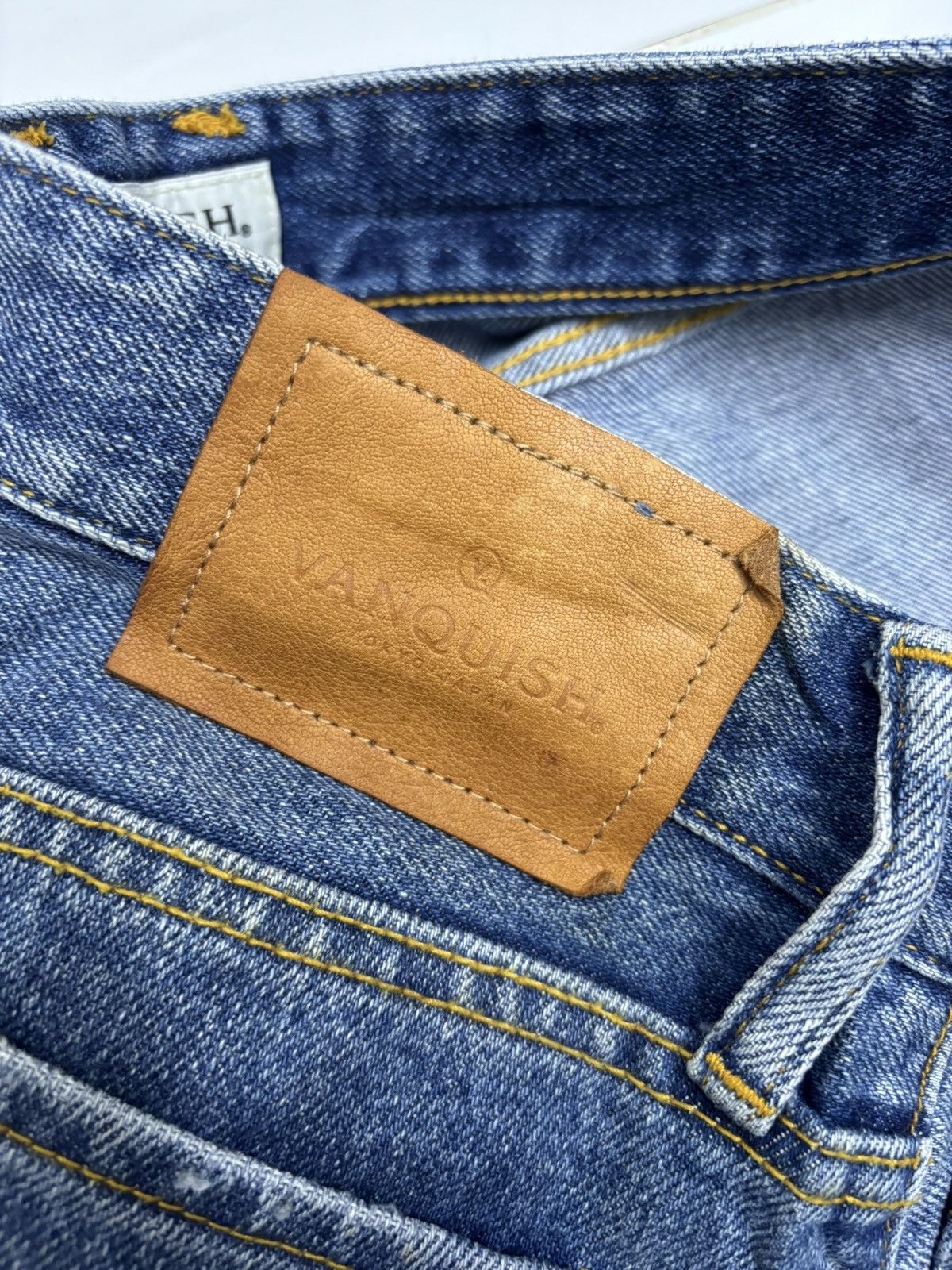 Japanese Brand × Vanquish Vintage Vanquish Ripped Regular Straight Jeans Size US 31 - 10 Thumbnail