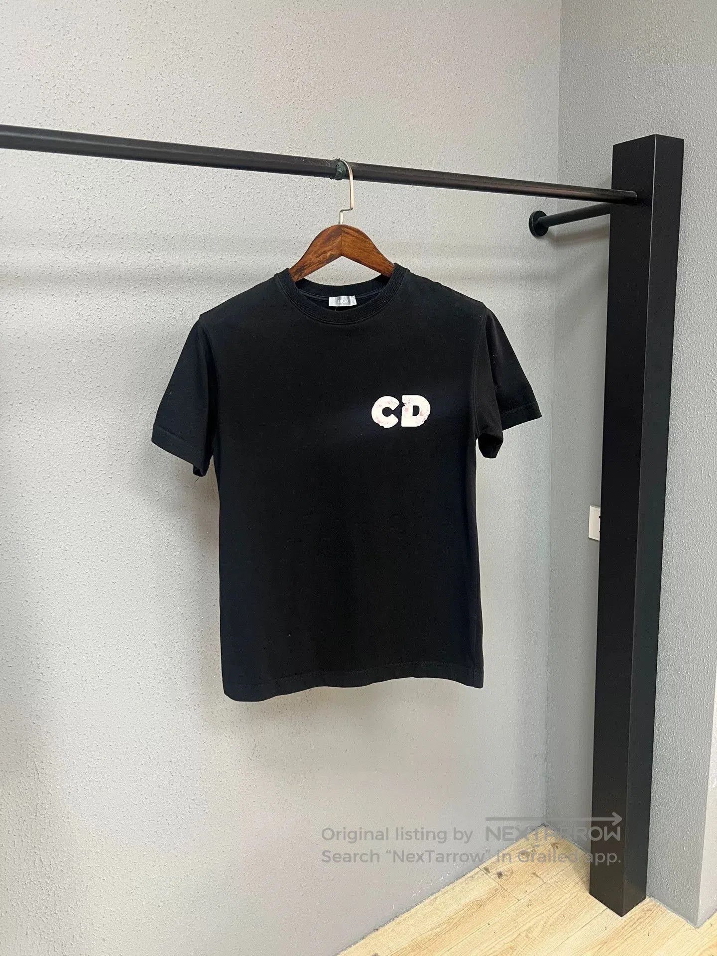 Dior Dior Distressed Crystal Short Sleeve. Size XS / US 0-2 / IT 36-38 - 1 Thumbnail