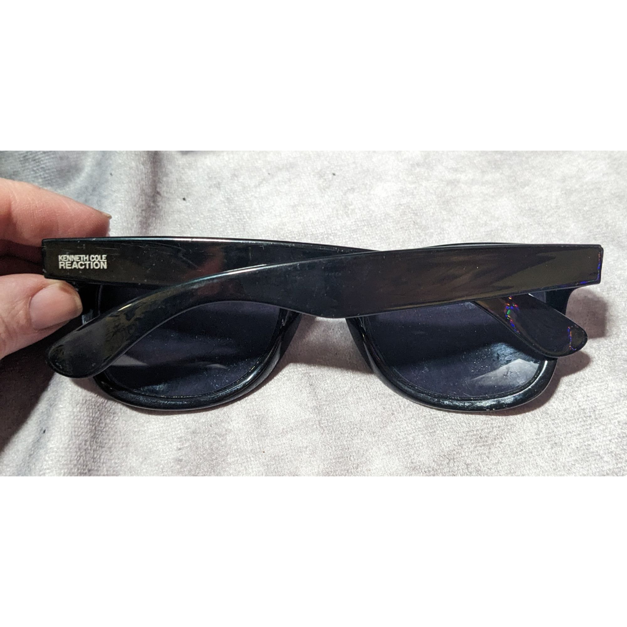 Kenneth Cole Kenneth Cole Reaction Black Classic Sunglasses Size ONE SIZE - 7 Thumbnail