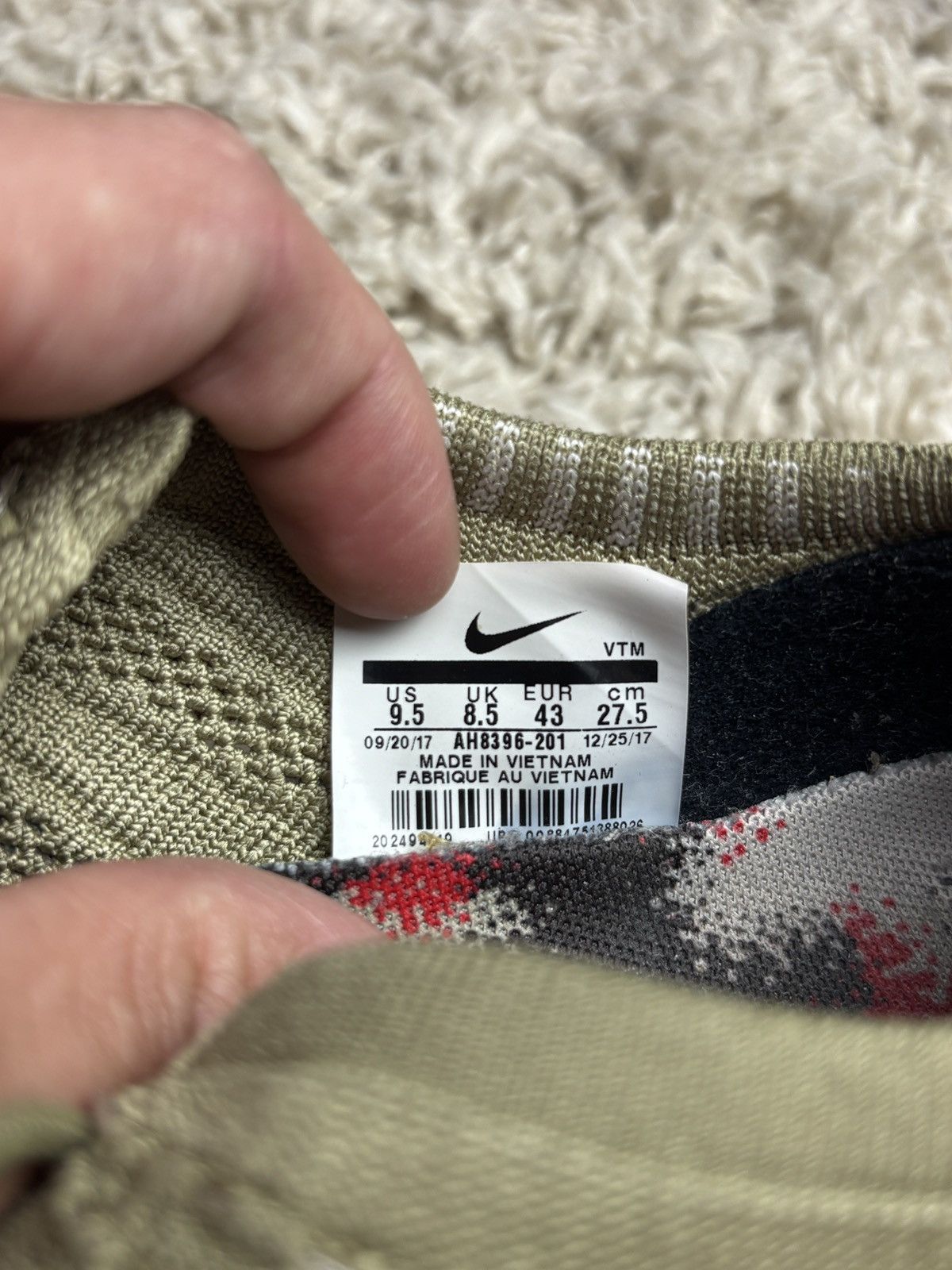 Nike Nike Flyknit Trainer Neutral Olive Low Sneakers Streetwear Size US 9.5 / EU 42-43 - 10 Thumbnail