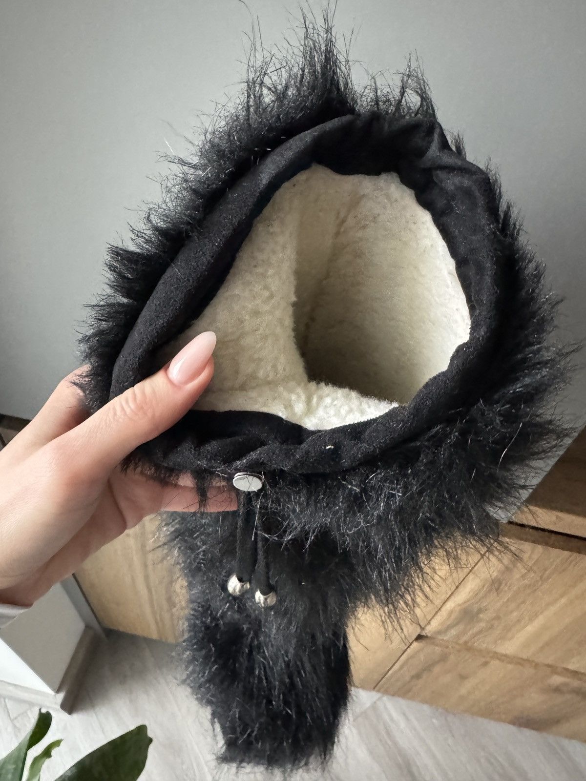 Japanese Brand Vintage DOLOMITE GOAT HAIR WOOL LINED YETI FUR BOOTS Size US 7 / IT 37 - 5 Thumbnail