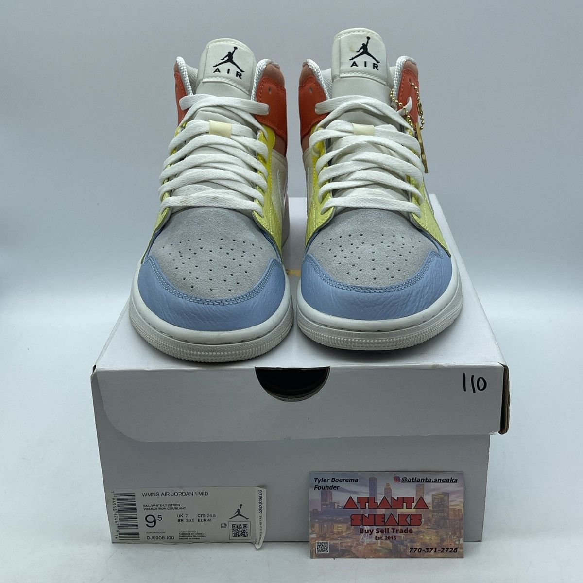Jordan Brand Wmns air Jordan 1 mid to my first coach Size US 9.5 / IT 39.5 - 2 Thumbnail