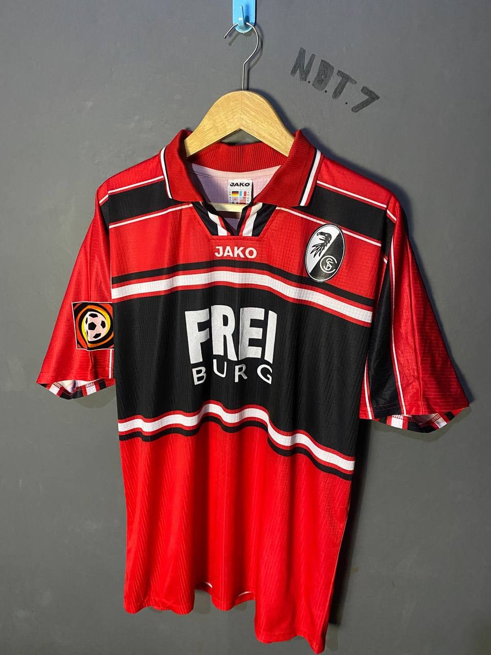 Other Freiburg home 2000 adek sellimi Size US XL / EU 56 / 4 - 3 Thumbnail