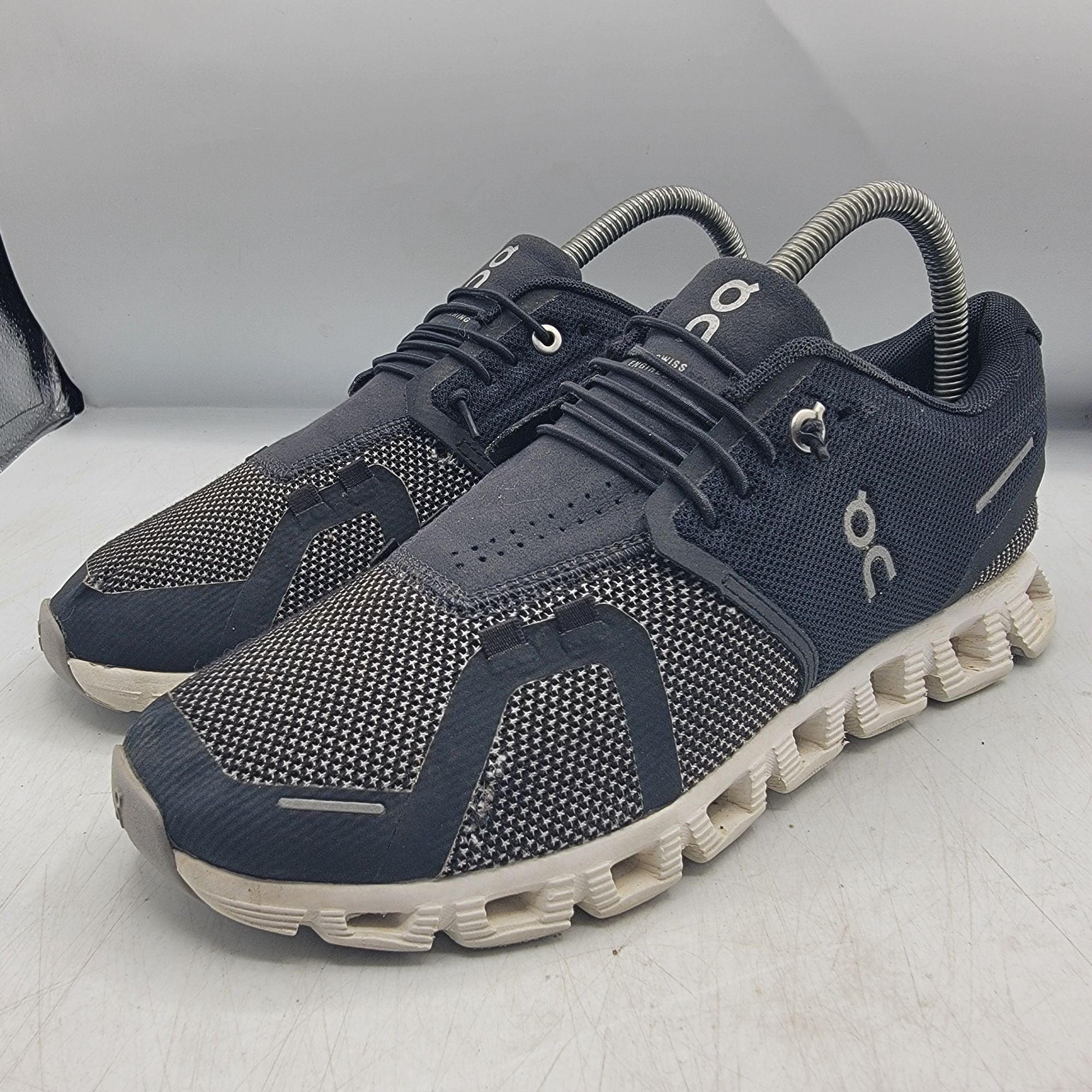On On Cloud 5 Combo Womens 8 Black Athletic Shoes Running Walki Size US 8 / IT 38 - 3 Thumbnail