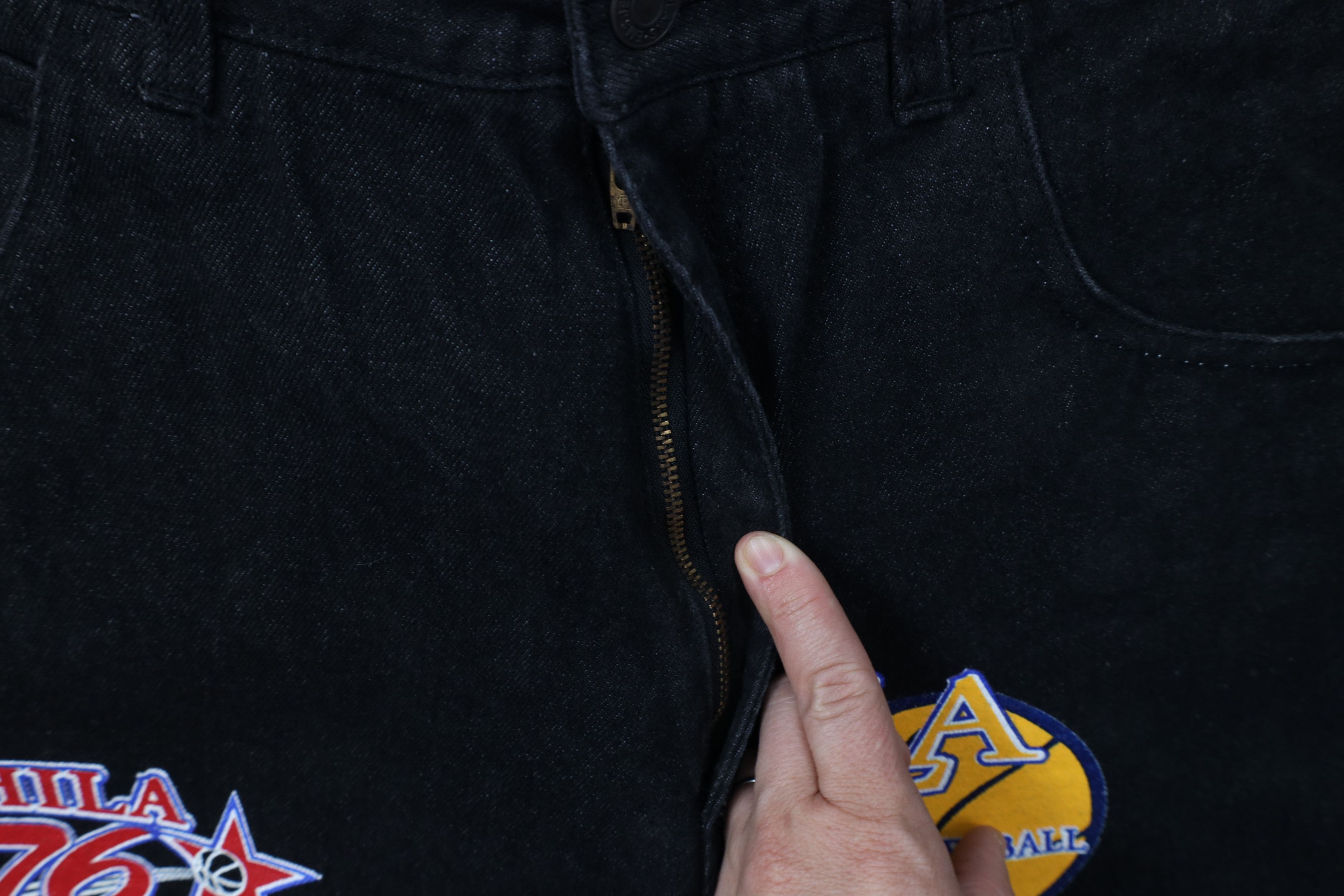 Vintage Vintage 90s Y2K Streetwear Wide Leg Basketball Denim Jeans Size US 36 / EU 52 - 8 Thumbnail