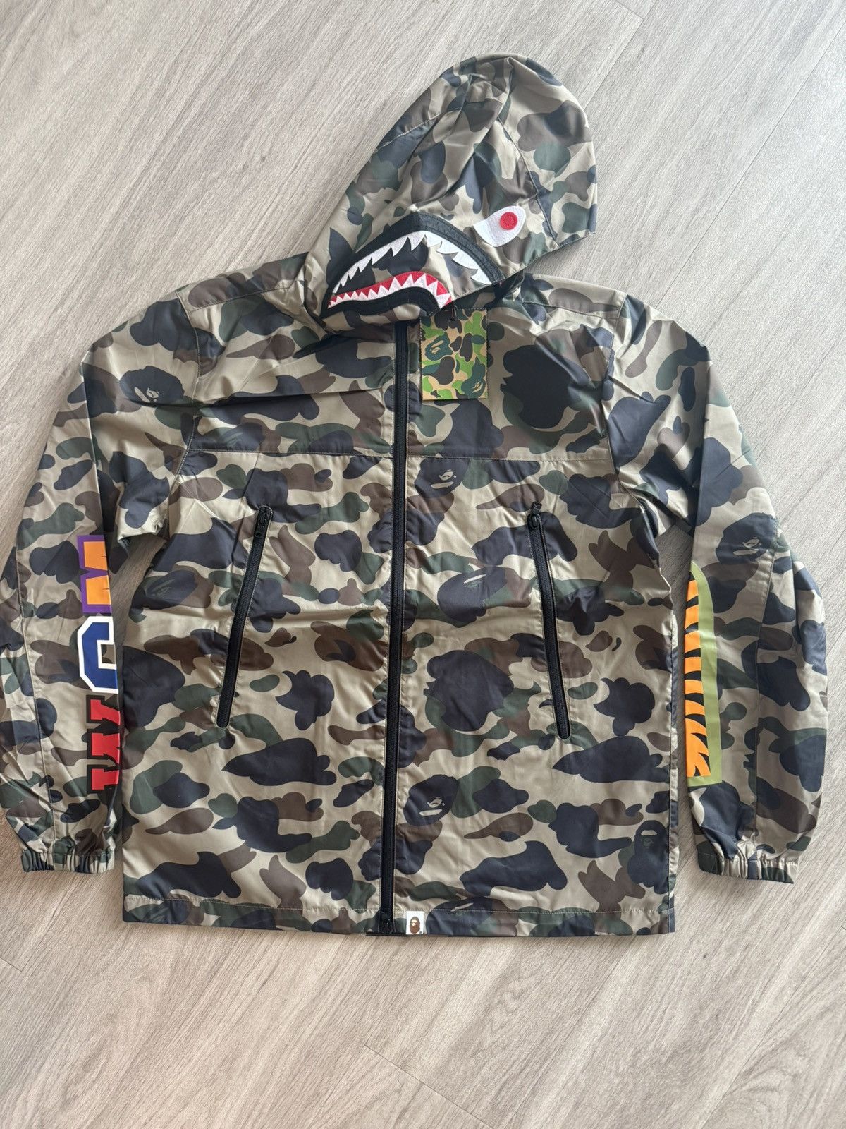 Bape Bape Green Camo Shark Windbreaker Size US M / EU 48-50 / 2 - 2 Thumbnail