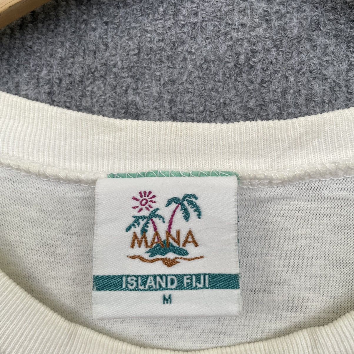 Vintage Vintage 1990s Mana Fiji Island T Shirt Size US M / EU 48-50 / 2 - 3 Thumbnail