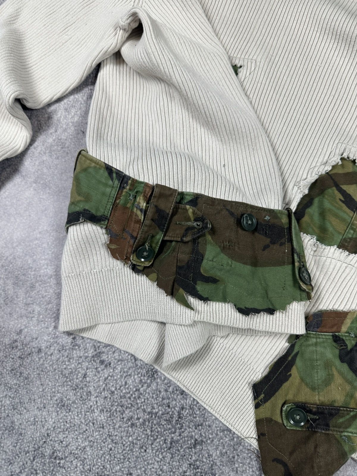 Vintage Y2K Vintage Sweater Camo Custom Avant Garde Alt Usa M Rare Size US M / EU 48-50 / 2 - 5 Thumbnail