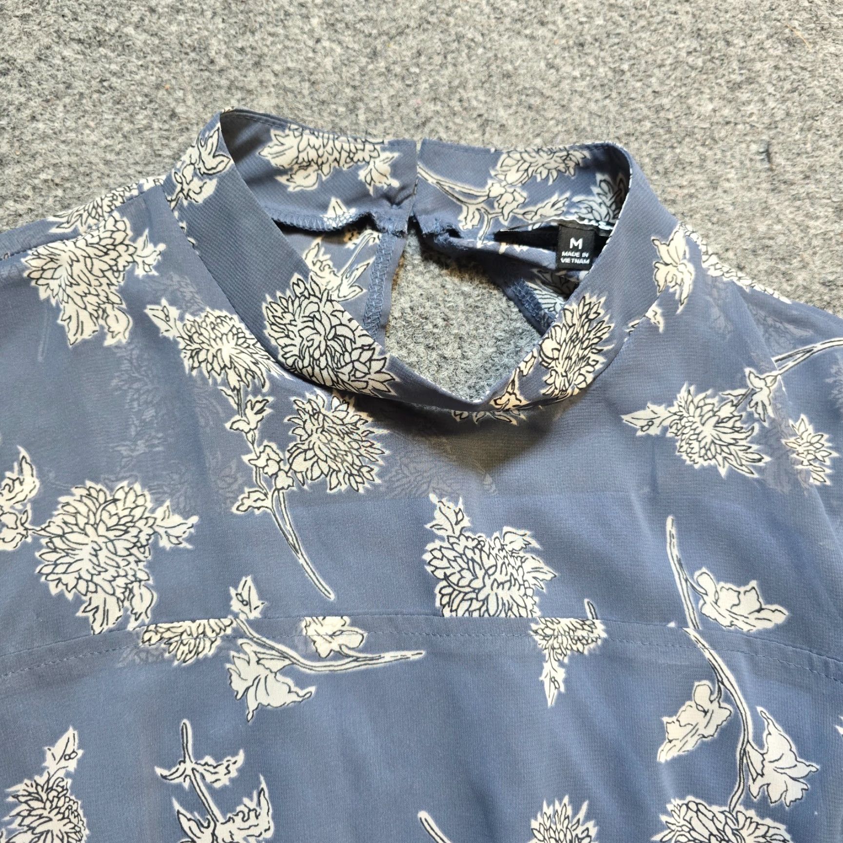 Lulus Lulus Dress Maxi Boho Prairie Floral Blue Lined Tiered Sheer Chiffon, Short Cap Sleeve, High Neck, Zip, Regular, Women, Size M Size M / US 6-8 / IT 42-44 - 3 Thumbnail