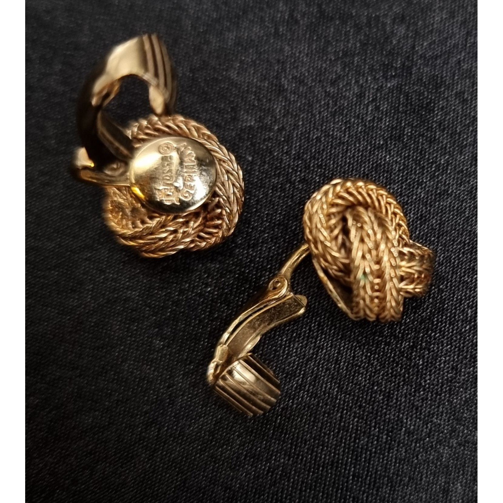Vintage Vintage Grosse 1960s Knot Clip-On Earrings Gold Tone Stateme Size ONE SIZE - 6 Thumbnail