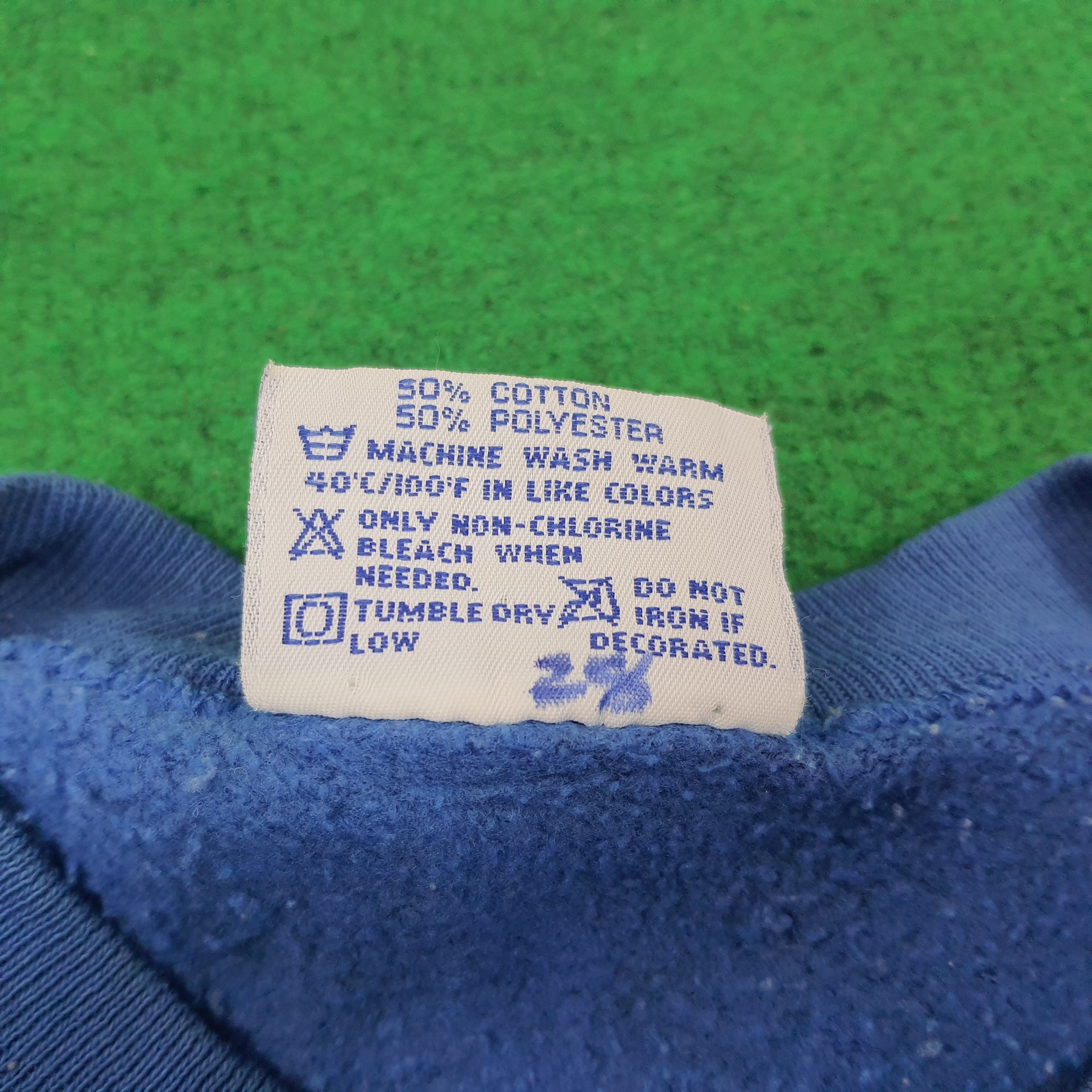 Vintage Vintage Cheers Boston 90s Sweatshirt C237N16 Size US M / EU 48-50 / 2 - 5 Thumbnail