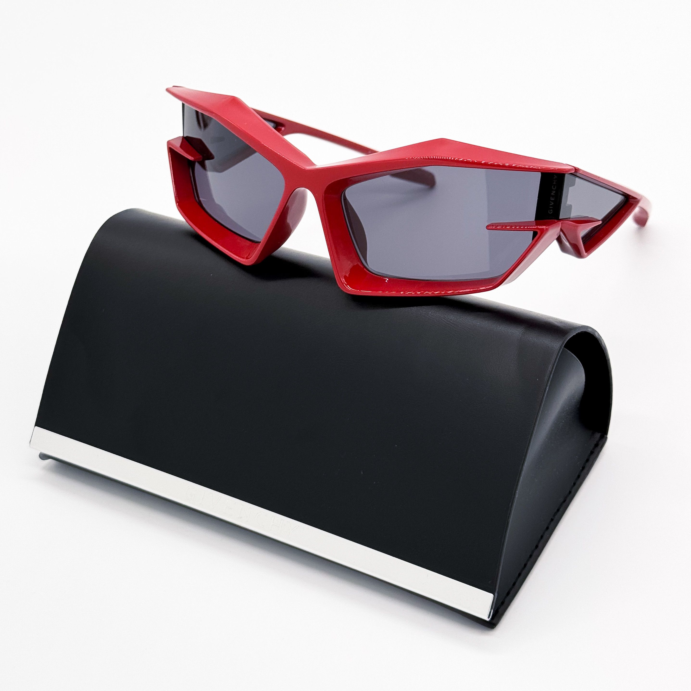 Givenchy NEW GV40049U 66A GIVENCHY UNISEX RED SUNGLASSES Size ONE SIZE - 1 Thumbnail