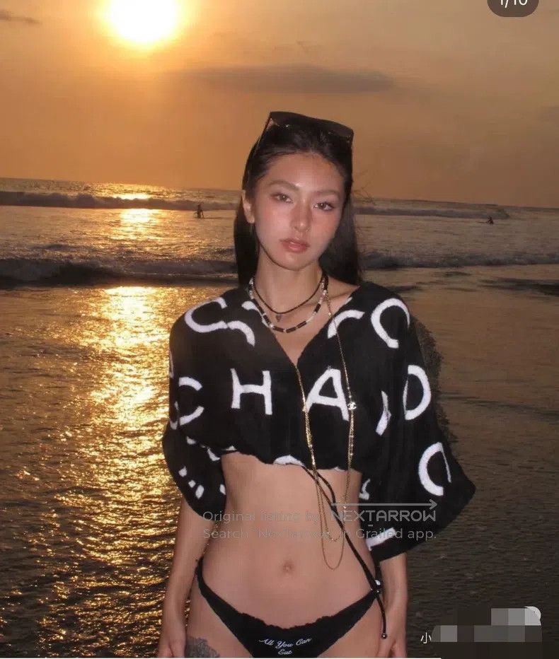 Chanel Chanel 23M coco beach series black and white letter towel Size XS / US 0-2 / IT 36-38 - 2 Thumbnail