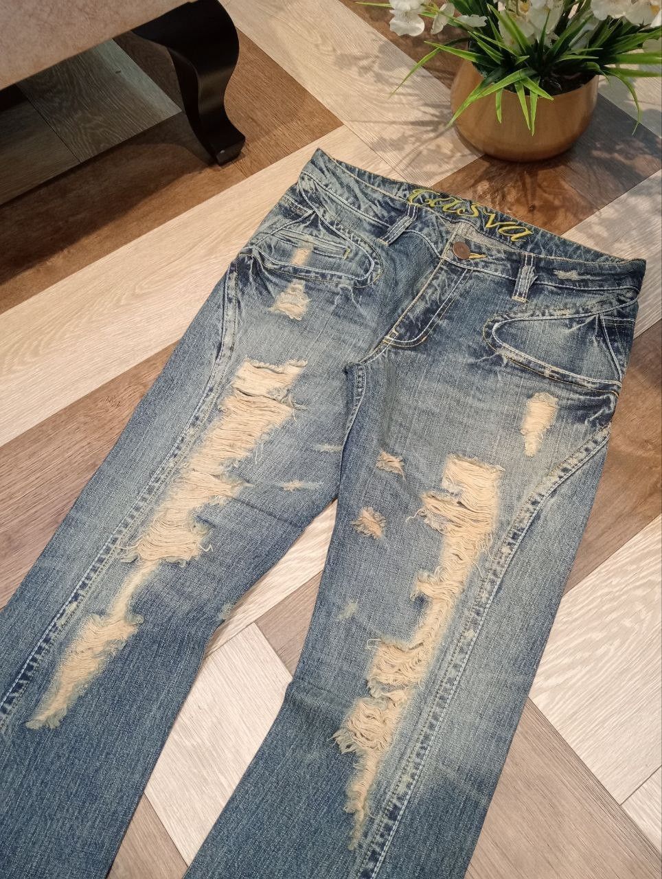 Japanese Brand CASVA BLUE DISTRESSED BLUE DENIM FLARED PANTS Size US 33 - 4 Thumbnail