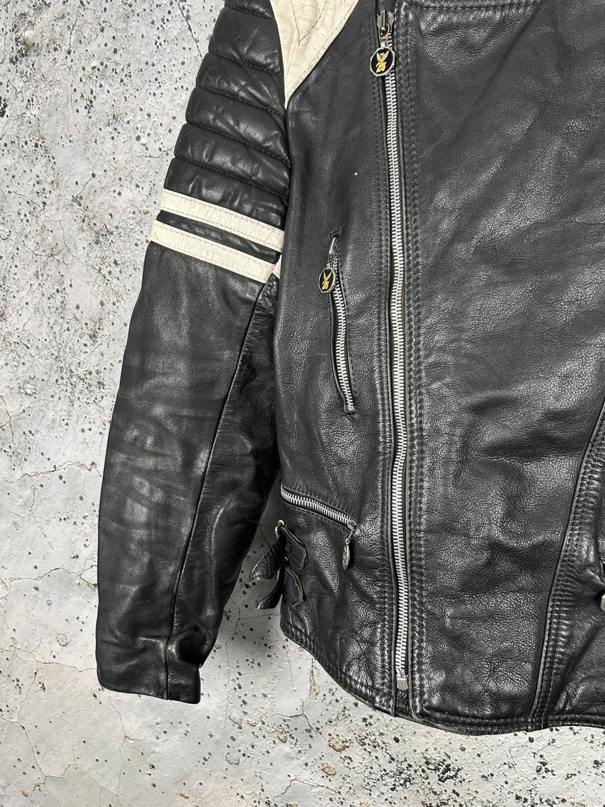 Genuine Leather Vintage Moto Cuir Genuine Leather Racing Jacket Avant Garde Size US S / EU 44-46 / 1 - 3 Thumbnail