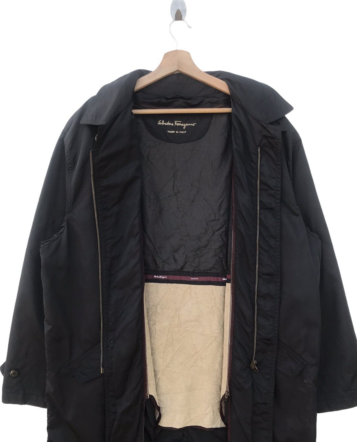 Salvatore Ferragamo Salvatore Ferragamo Italy Archival Long Coat Model T7500 Size US L / EU 52-54 / 3 - 4 Thumbnail