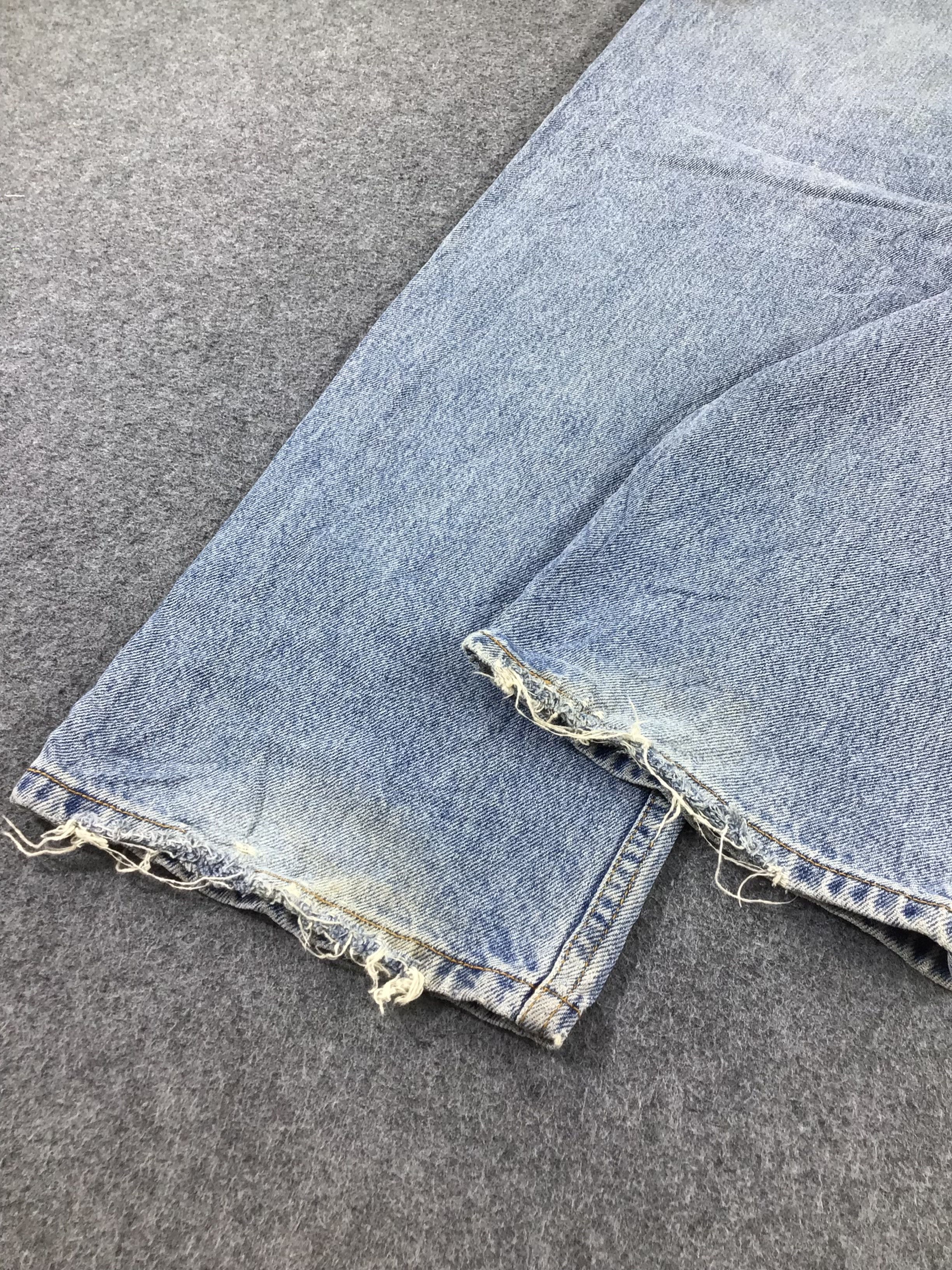 Levi's Vintage Levis 550 Jeans -J852 Size US 39 - 6 Thumbnail