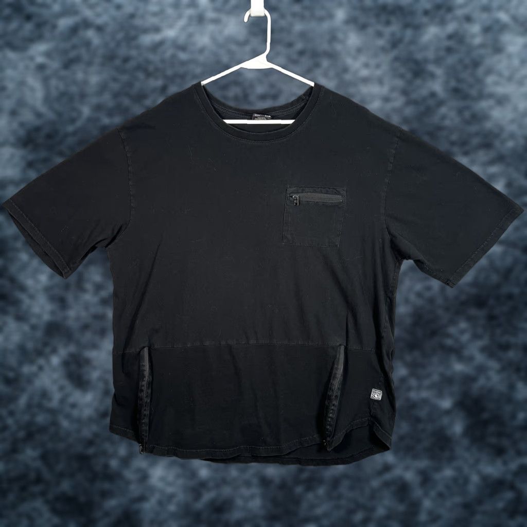 Southpole Vintage Southpole T Shirt Adult 3XB Big Streetwear Mens Crew Neck Short Sleeve Black Zip Big & Tall Size US XXL / EU 58 / 5 - 1 Thumbnail