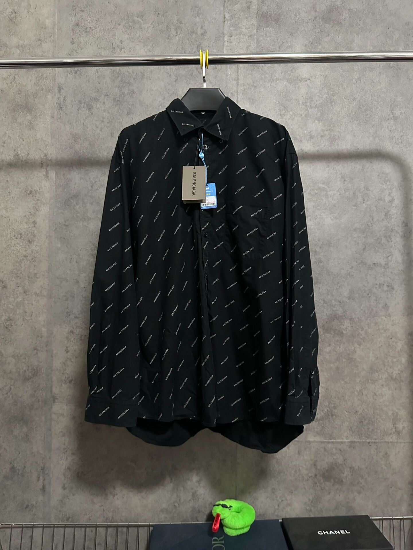 Balenciaga balenciaga logo long sleeve casual shirt Size US M / EU 48-50 / 2 - 1 Thumbnail