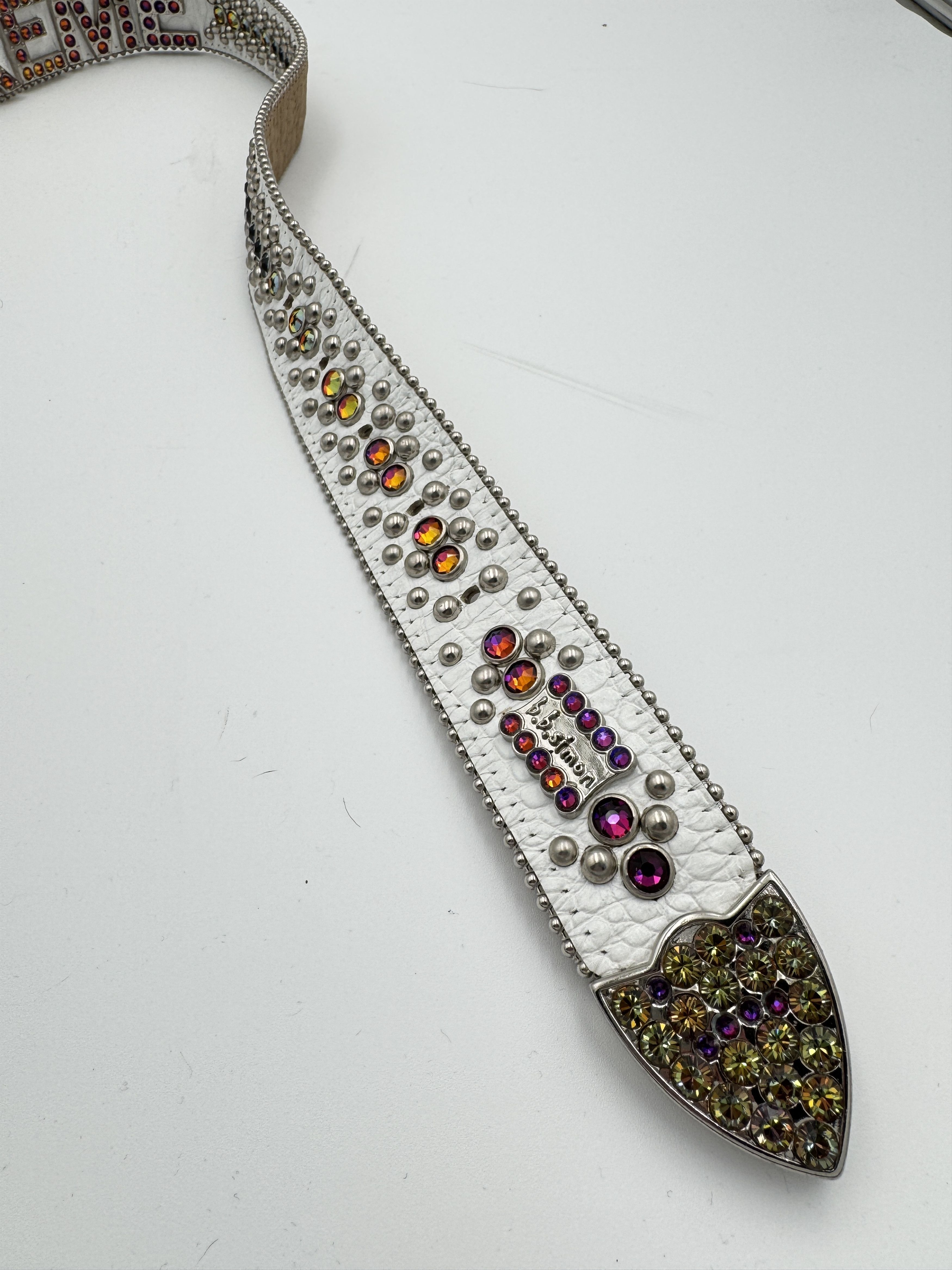 B.B. Simon × Supreme Supreme b.b. simon Belt White Crystal Rainbow Size L / XL Size ONE SIZE - 6 Thumbnail