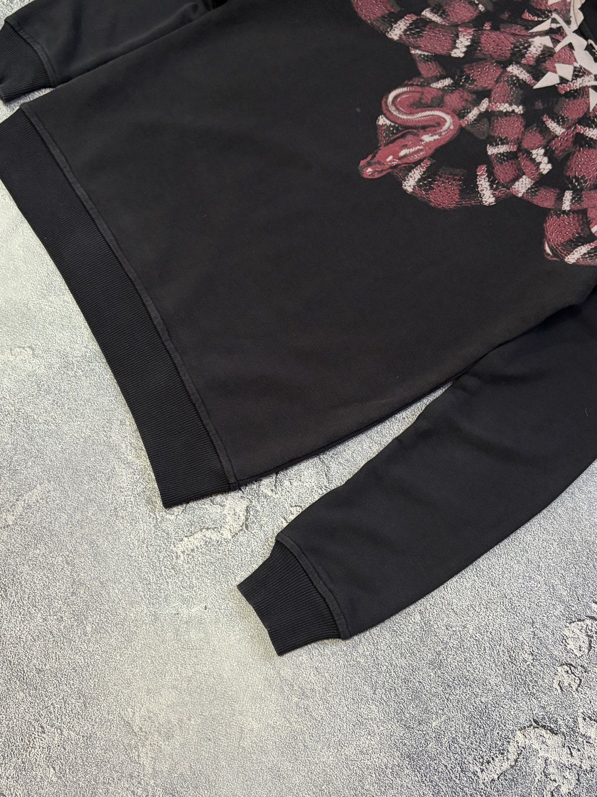 Marcelo Burlon Marcelo Burlon Snake Wings Print Sweatshirt Black Italy M Size US M / EU 48-50 / 2 - 16 Thumbnail
