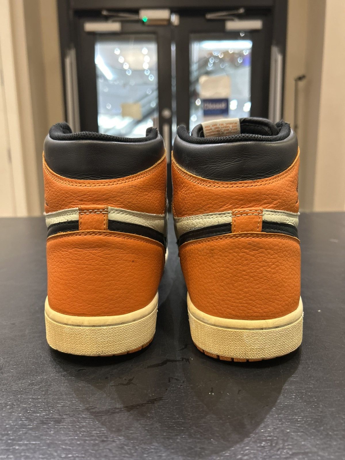Jordan Brand Jordan 1 Retro ‘Shattered Backboard’ 2015 Size US 11.5 / EU 44-45 - 5 Thumbnail