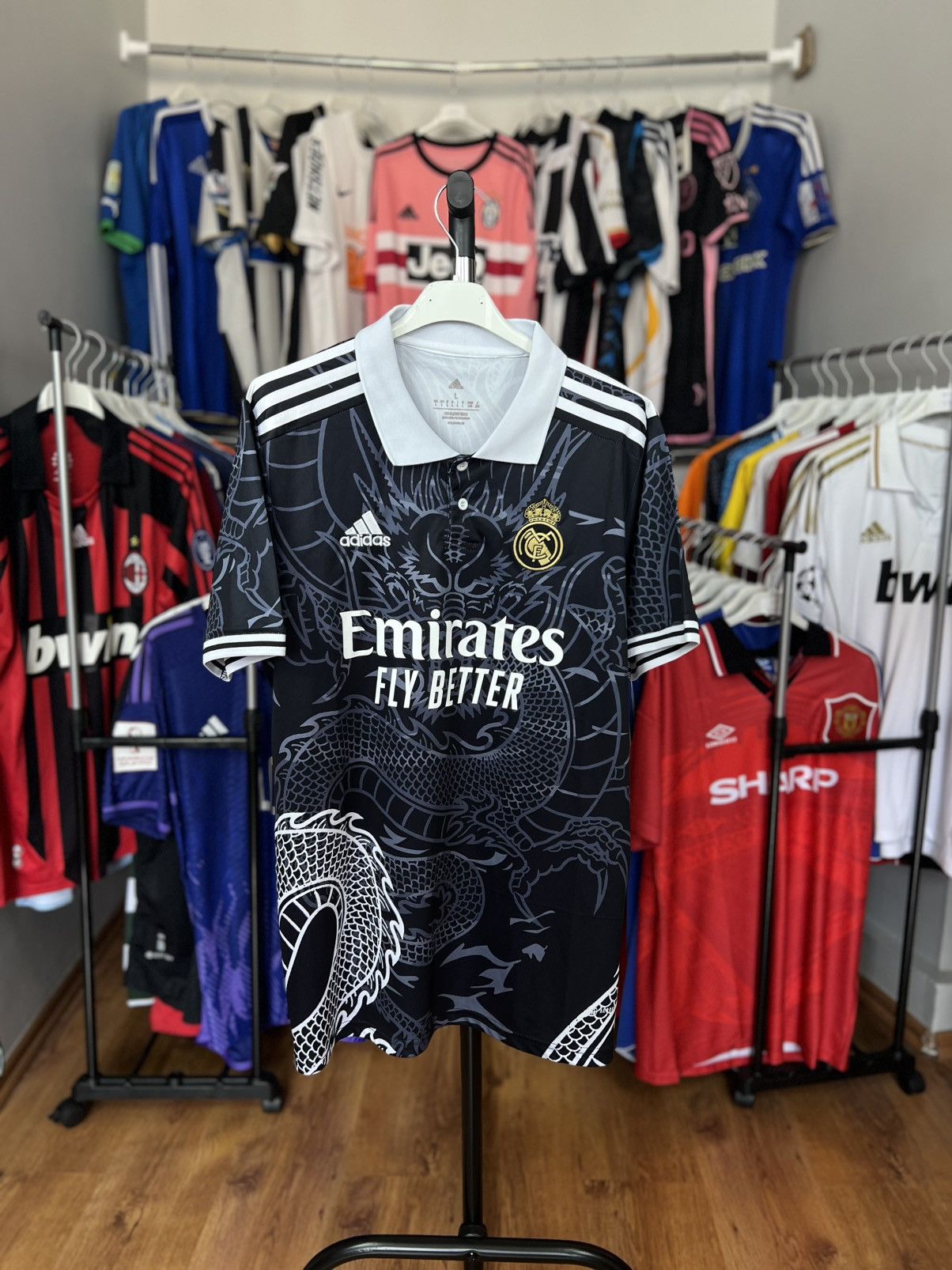 Adidas Soccer Jersey Real Madrid 2023/24 Size US M / EU 48-50 / 2 - 1 Thumbnail