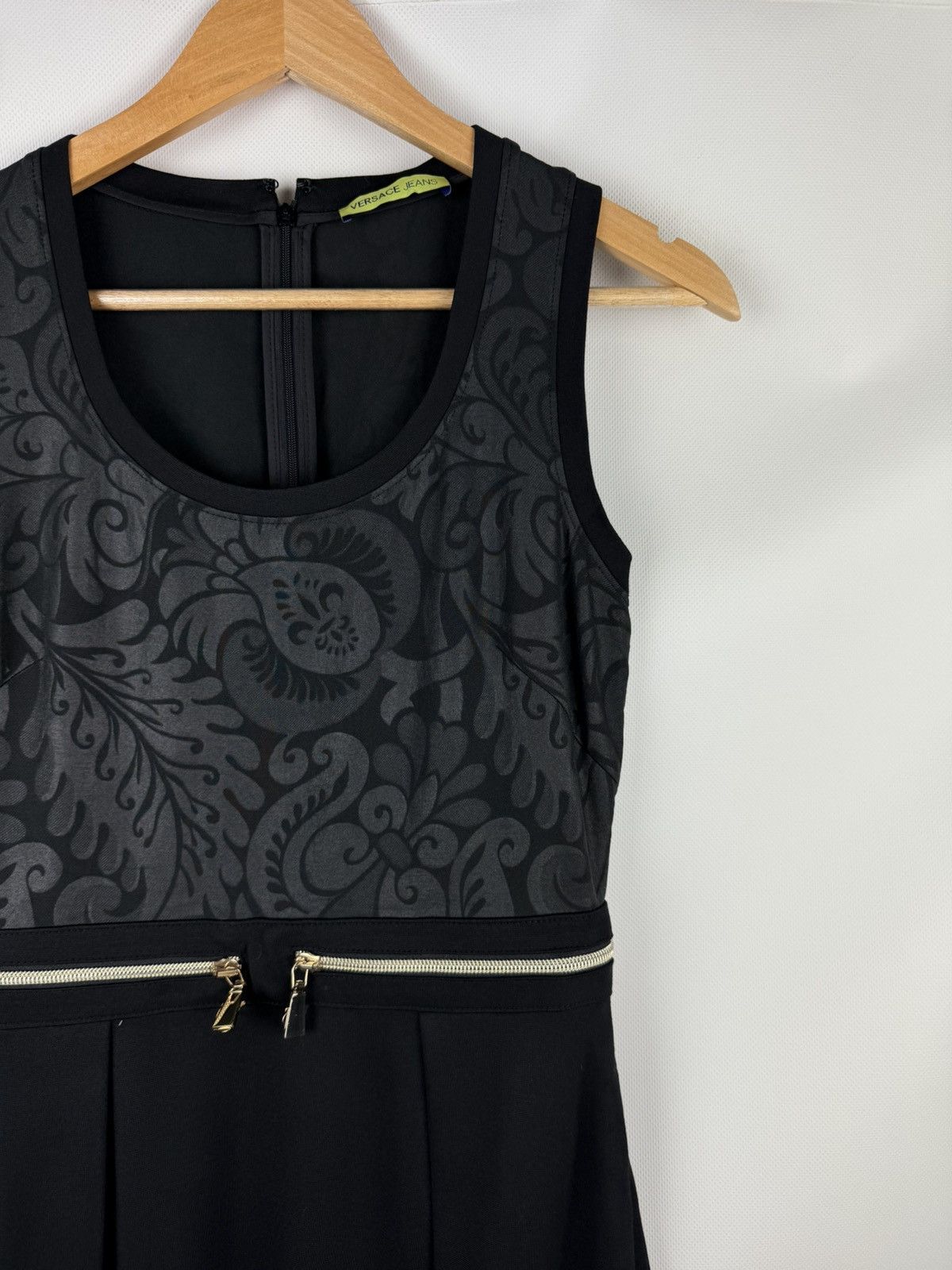 Versace Jeans Couture Versace Jeans Ladies Sleeveless Patterned Dress Size US 4 Size S / US 4 / IT 40 - 6 Thumbnail