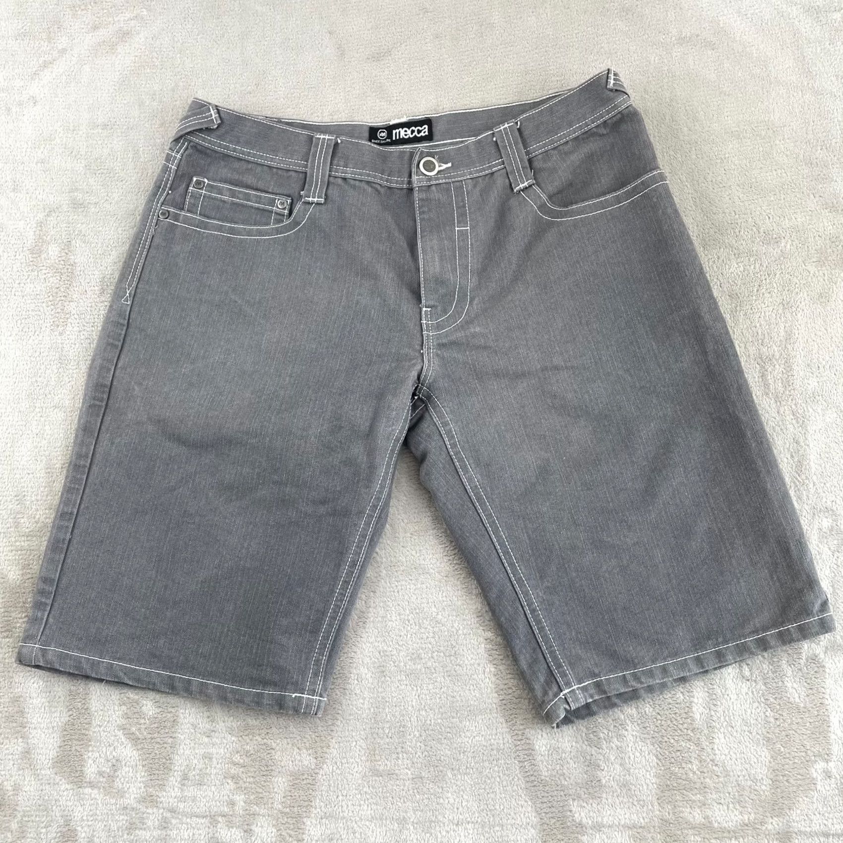 Vintage VINTAGE Mecca Jeans Shorts Men 34 Grey Wide Leg Baggy Grunge Y2K Denim 5-Pocket Bermuda Relaxed Mens Size US 34 / EU 50 - 4 Thumbnail