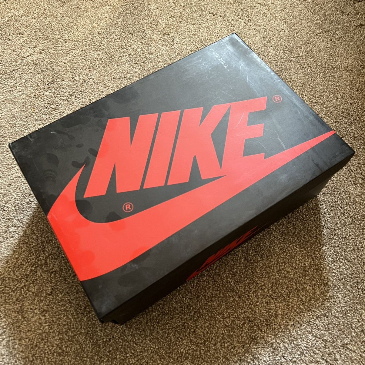 Jordan Brand 2021 Jordan 1 Retro High OG University Blue Size 9.5 Size US 9.5 / EU 42-43 - 8 Thumbnail