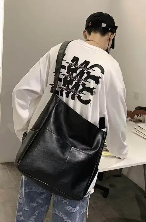Individualized Shirts Fashion shoulder bag messenger bag Size ONE SIZE - 3 Thumbnail
