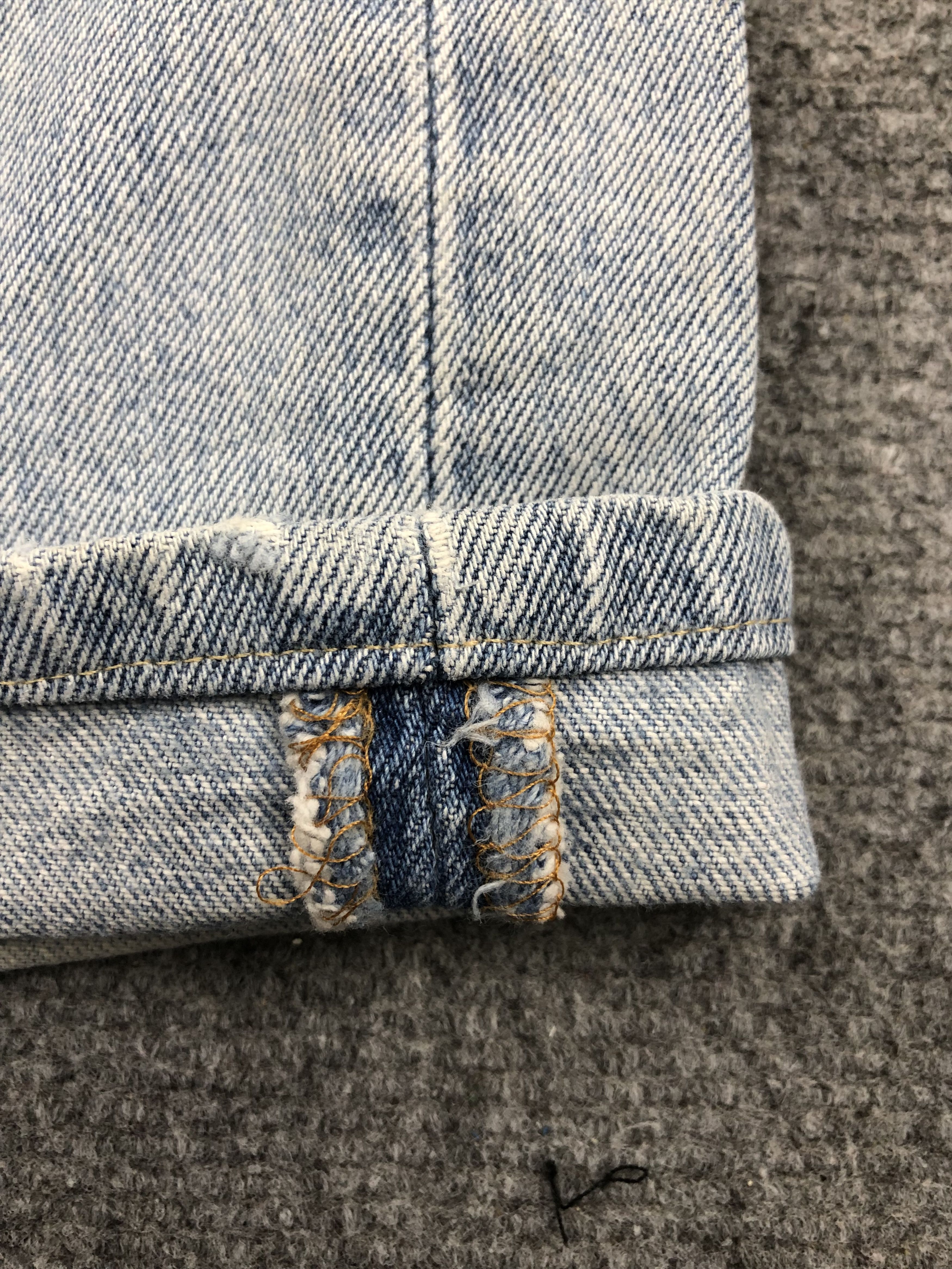 Levi's Vintage Levis 501 Light Blue Jeans DPP0220 Size US 34 / EU 50 - 10 Thumbnail