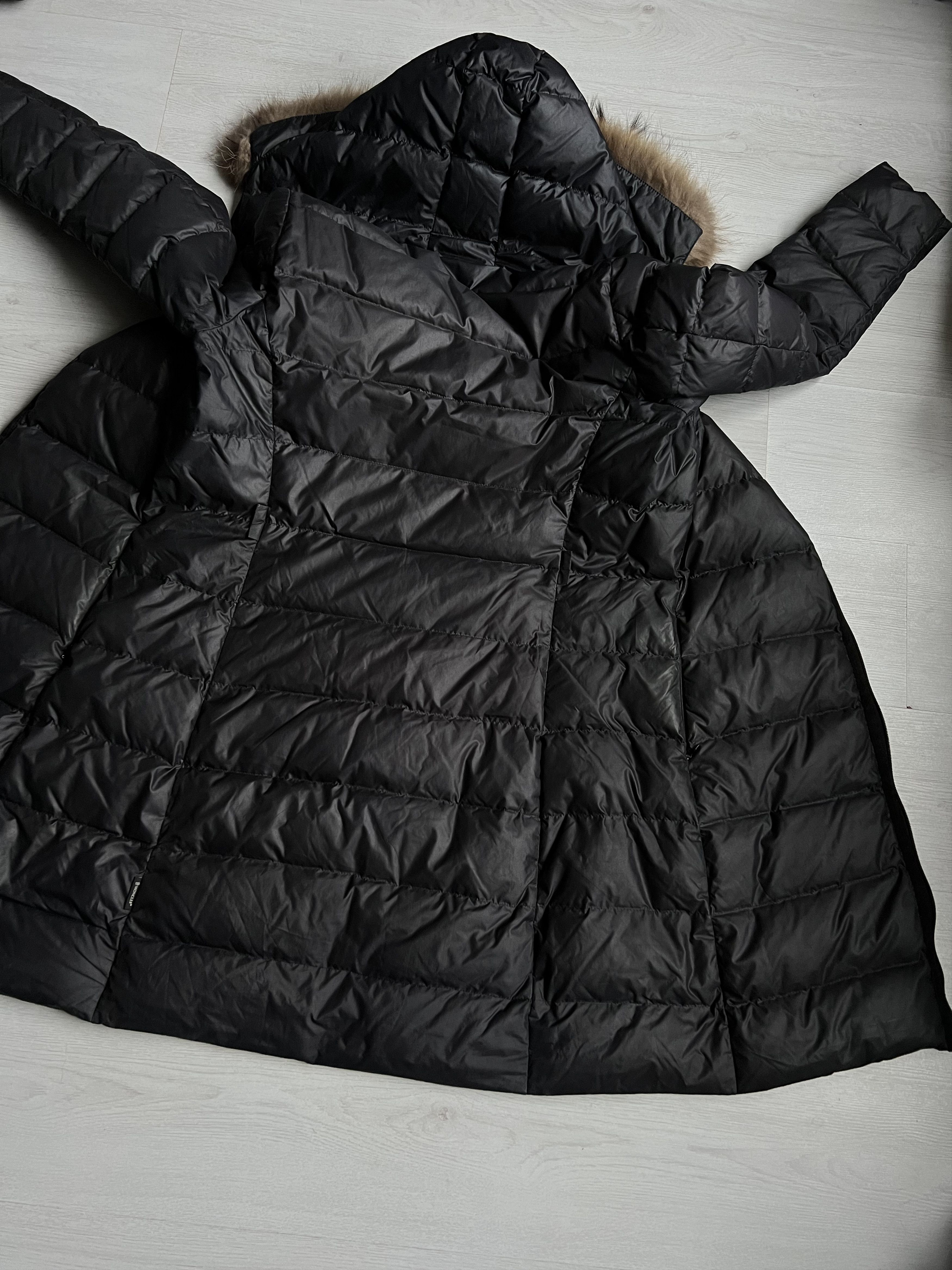 Moncler Moncler Nantesfur Giubbotto Women’s Real Down Coat Size L / US 10 / IT 46 - 13 Thumbnail